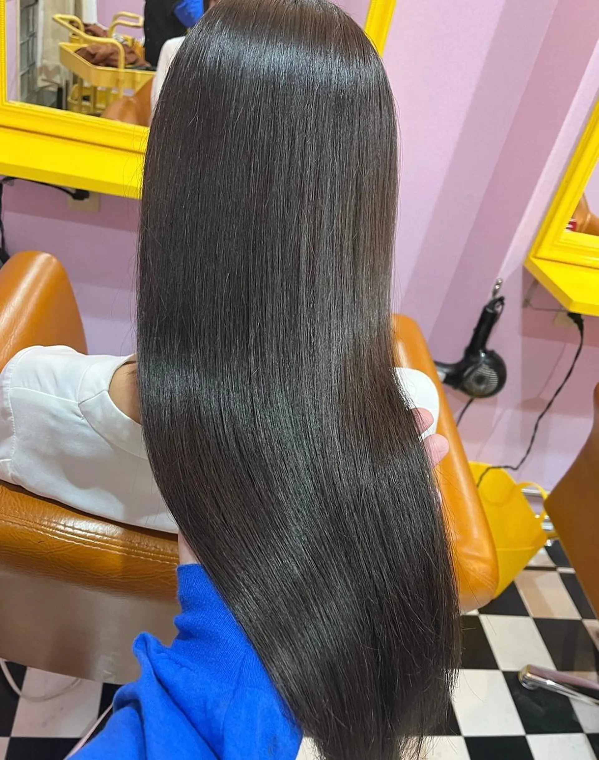 ロング 大阪レミーエクステ チビ編み込みのヘアスタイル