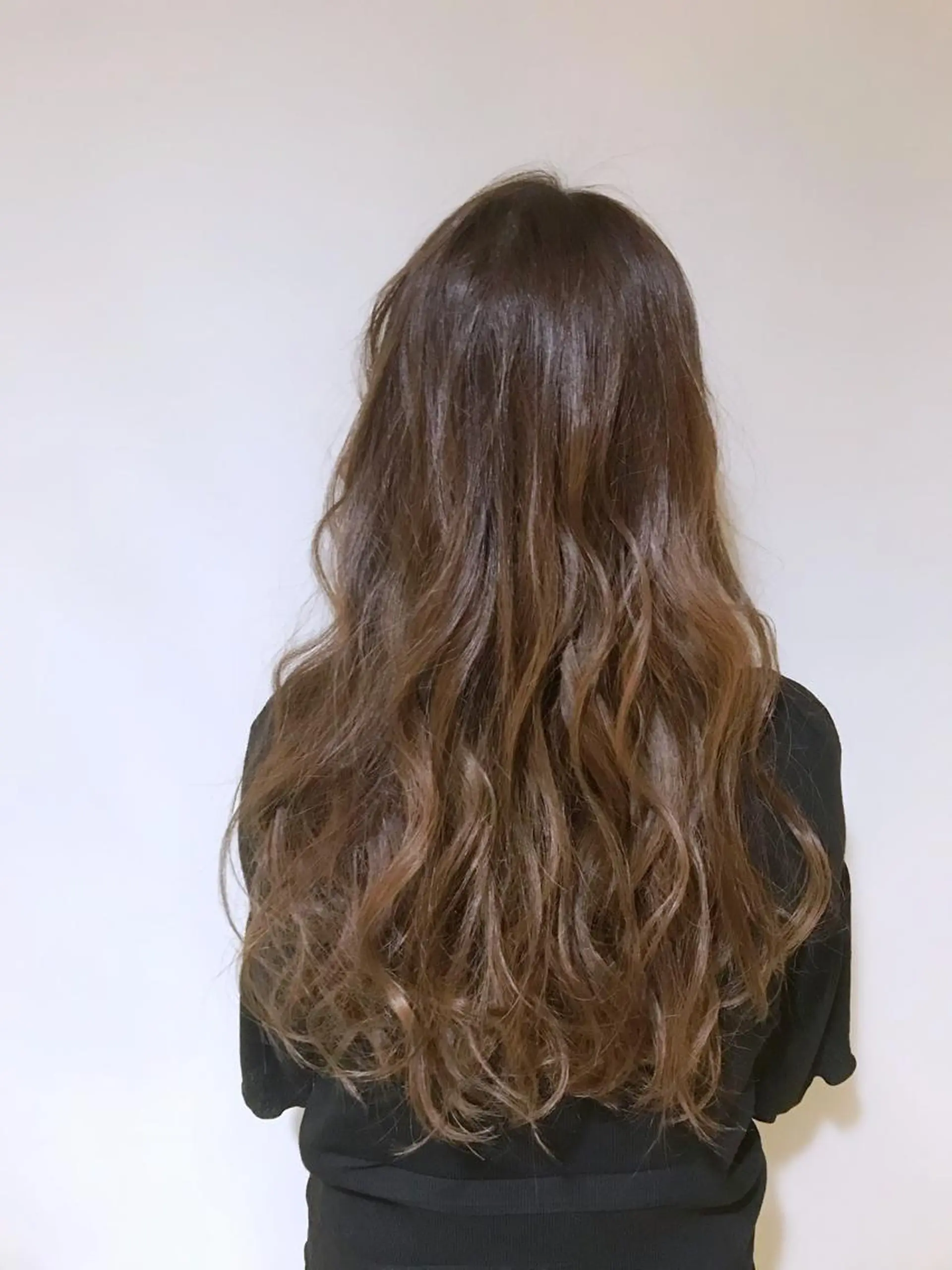 ロング カラー インナーカラー/ ストレート/奥野洸也のヘアスタイル