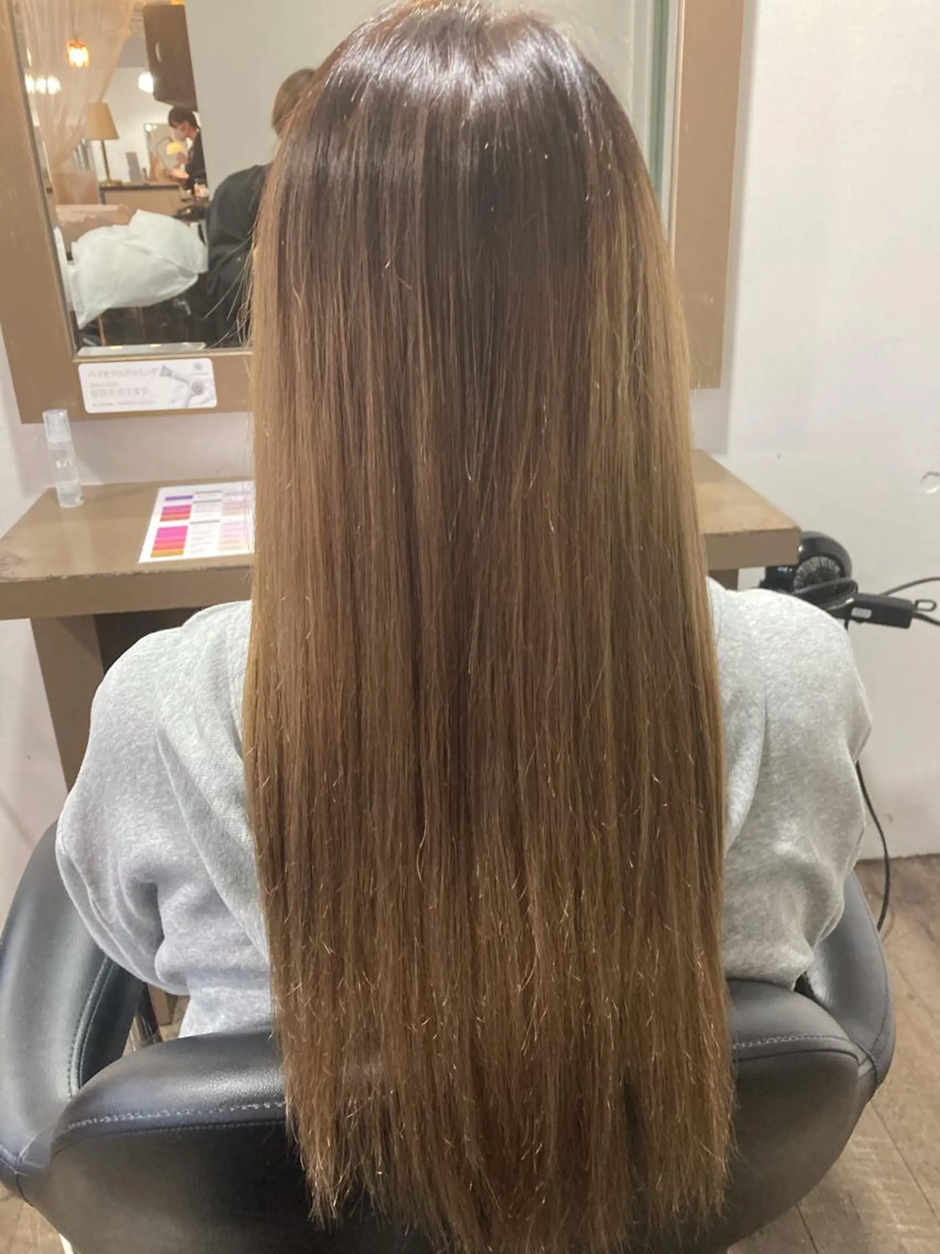 カラー 松下 智也のヘアスタイル