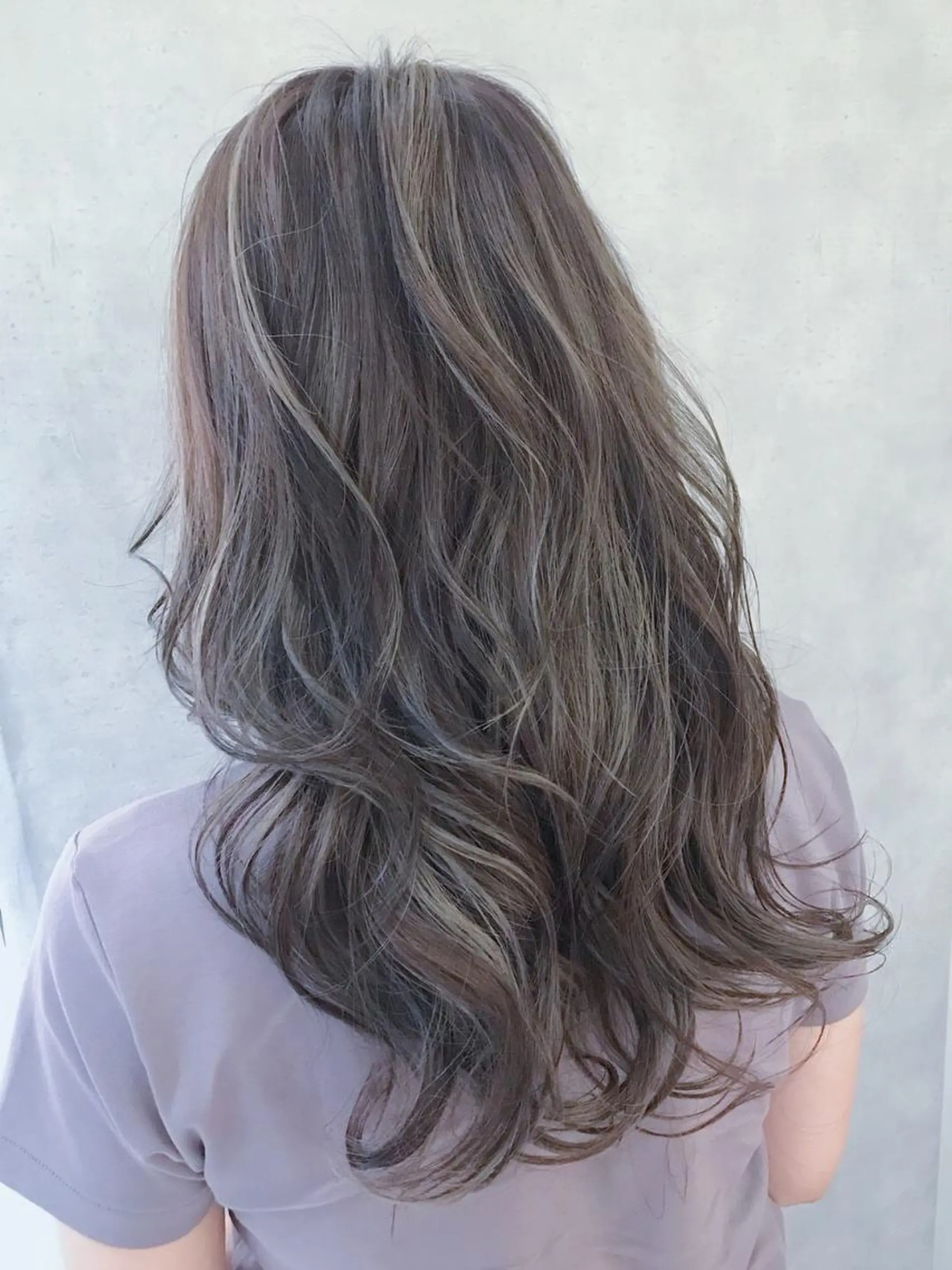 セミロング カラー アディクシーカラー ブリーチ ケアブリーチ ダブルカラー ハイライトカラー MOU namba ムウナンバのヘアスタイル