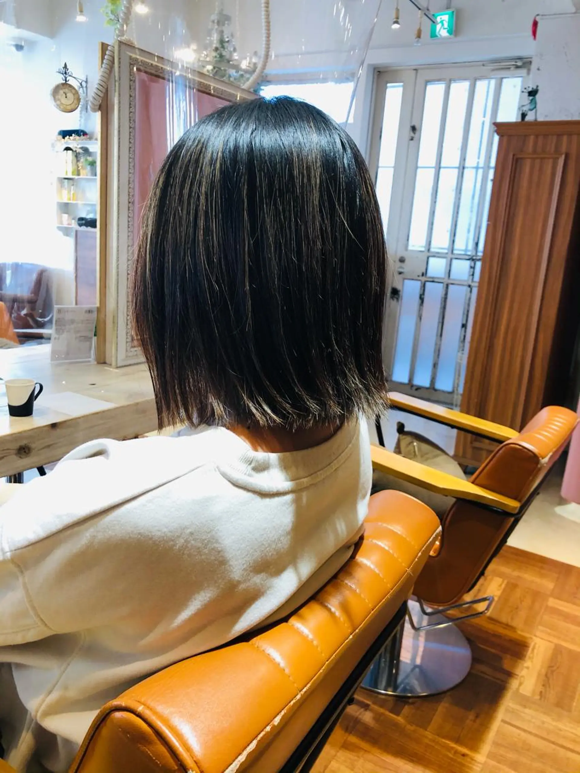ショート ボブ ハイライト 外ハネヘア カット Pentas所属・☘️当日OK☘️ 鍋島直大のヘアスタイル