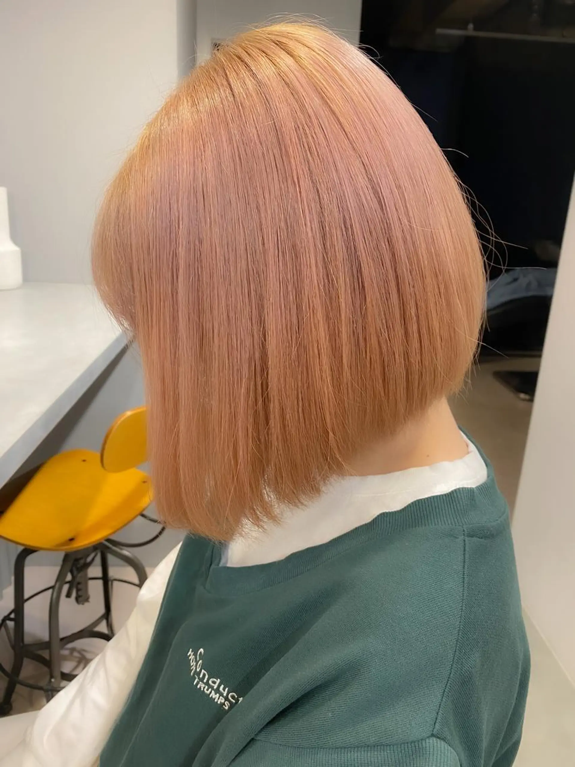 ショート カラー バレイヤージュ ブリーチ 透明感カラー デザインカラー ダブルカラー カット ヘアカラー トリートメント 💖ハイライト/ハイ トーン💖MIKIのヘアスタイル