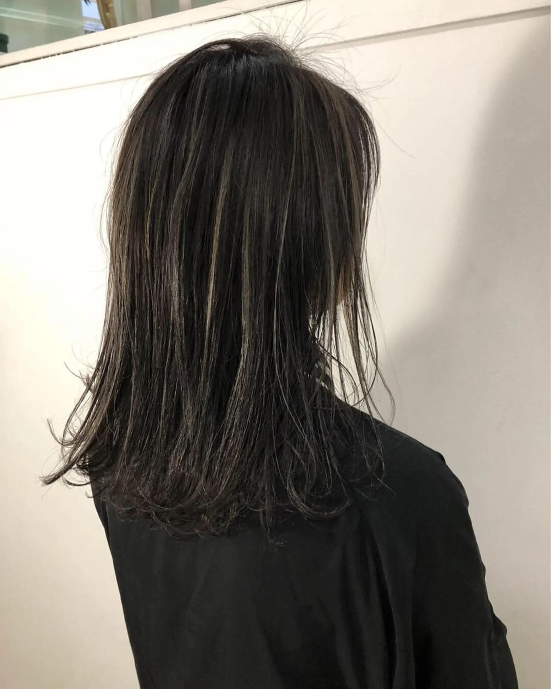 ミディアム カラー 透明感カラー ハイライトカラー ハイライト Tao所属・藤川 大智のヘアスタイル