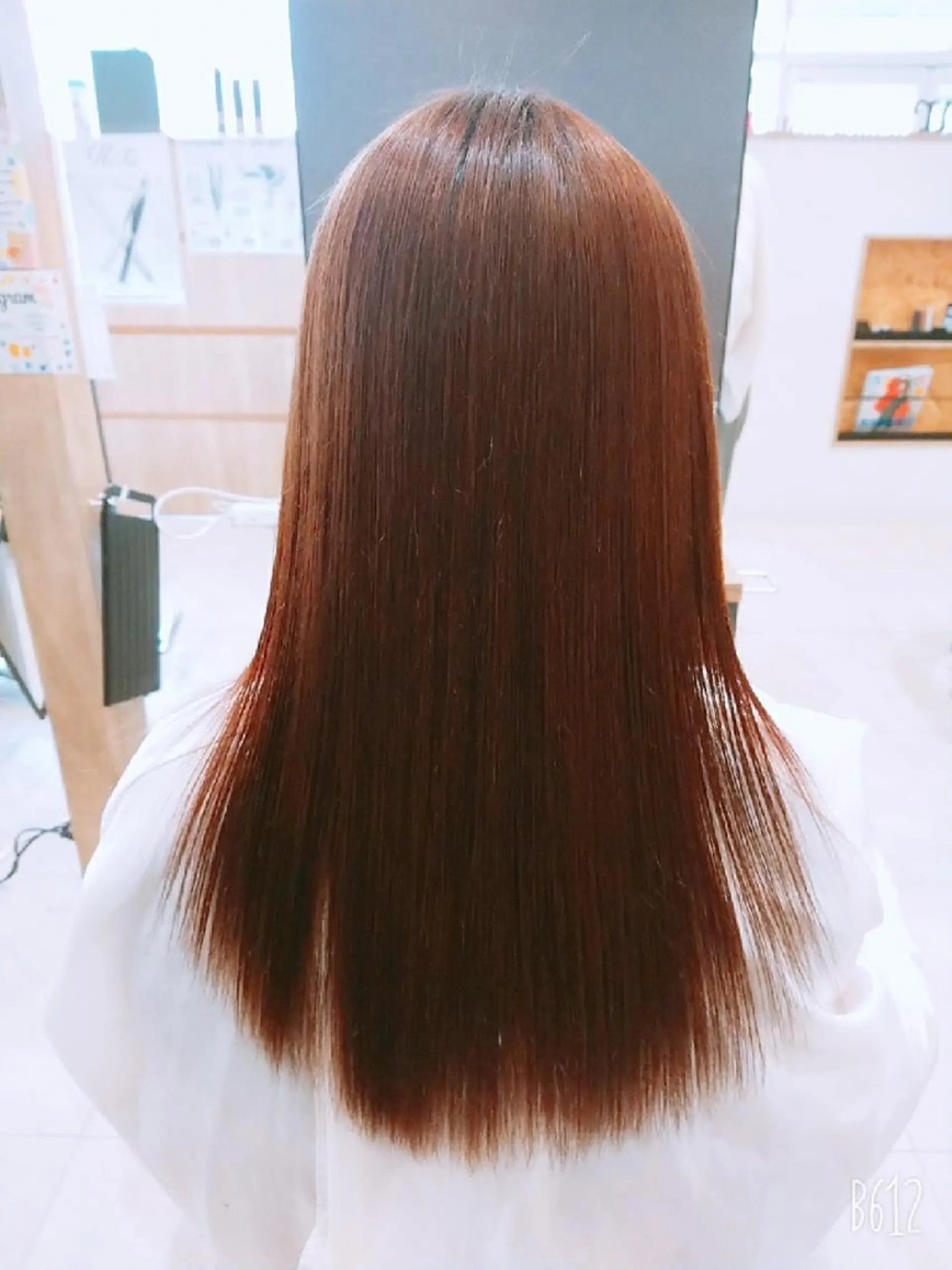 ロング 縮毛矯正 坂上 晴日のヘアスタイル