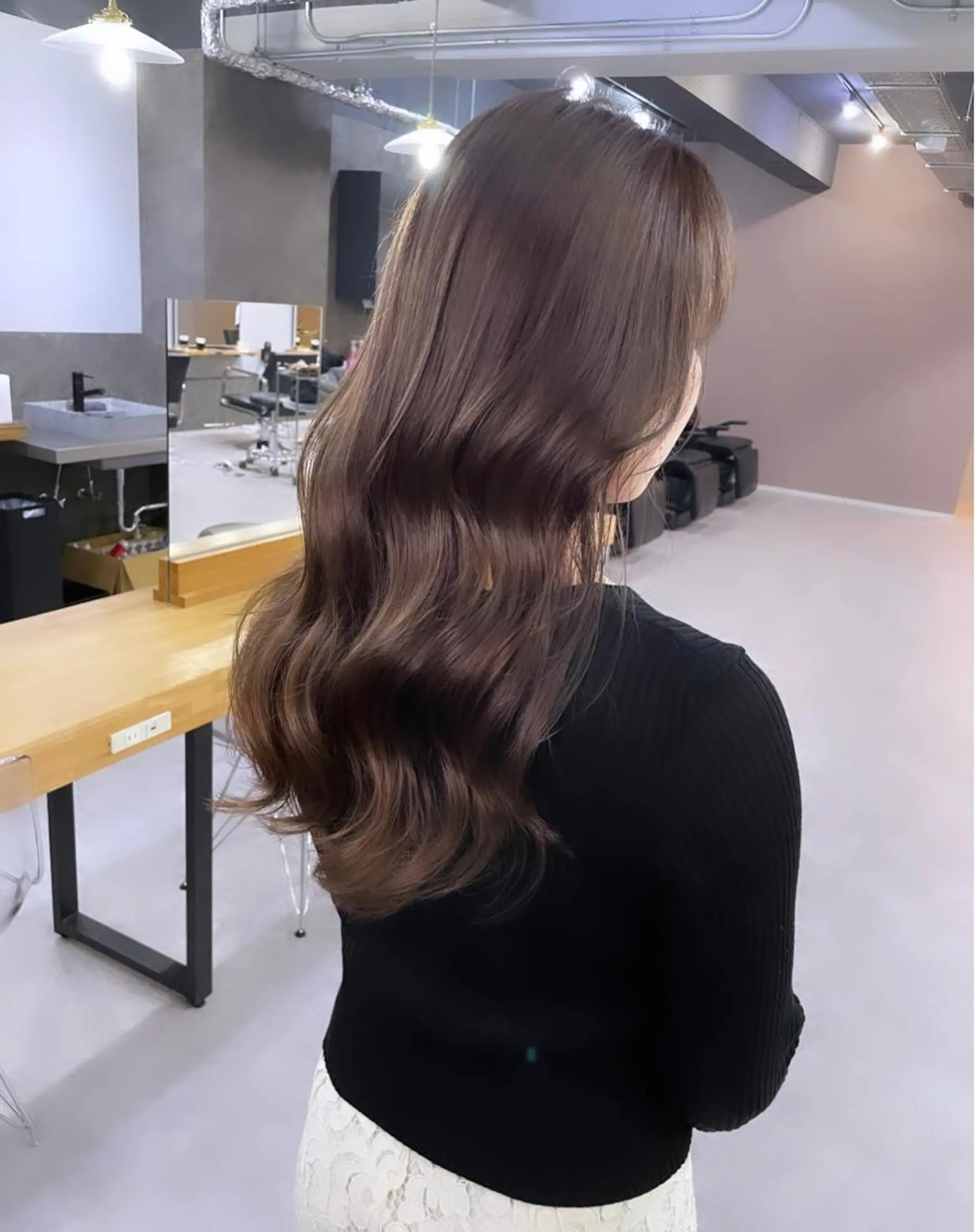 ロング カラー ヘアカラー ミルクティーベージュ ❤︎レイヤー　MIAのヘアスタイル