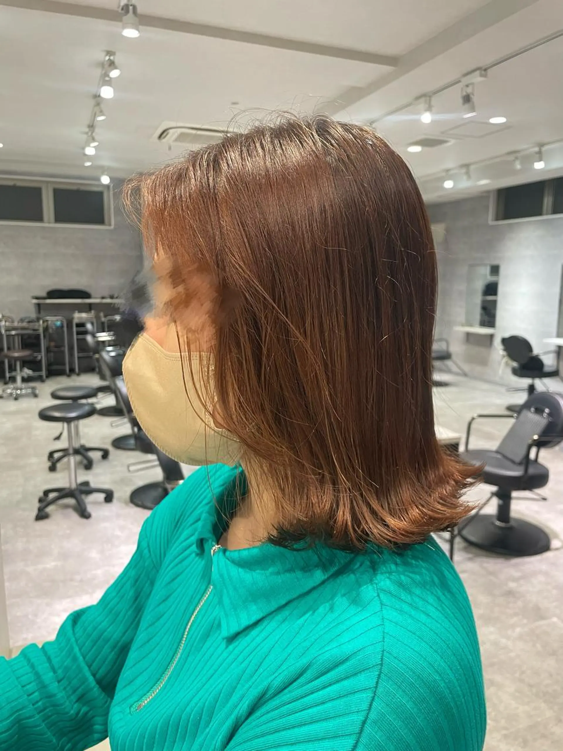 ミディアム カラー saho .のヘアスタイル