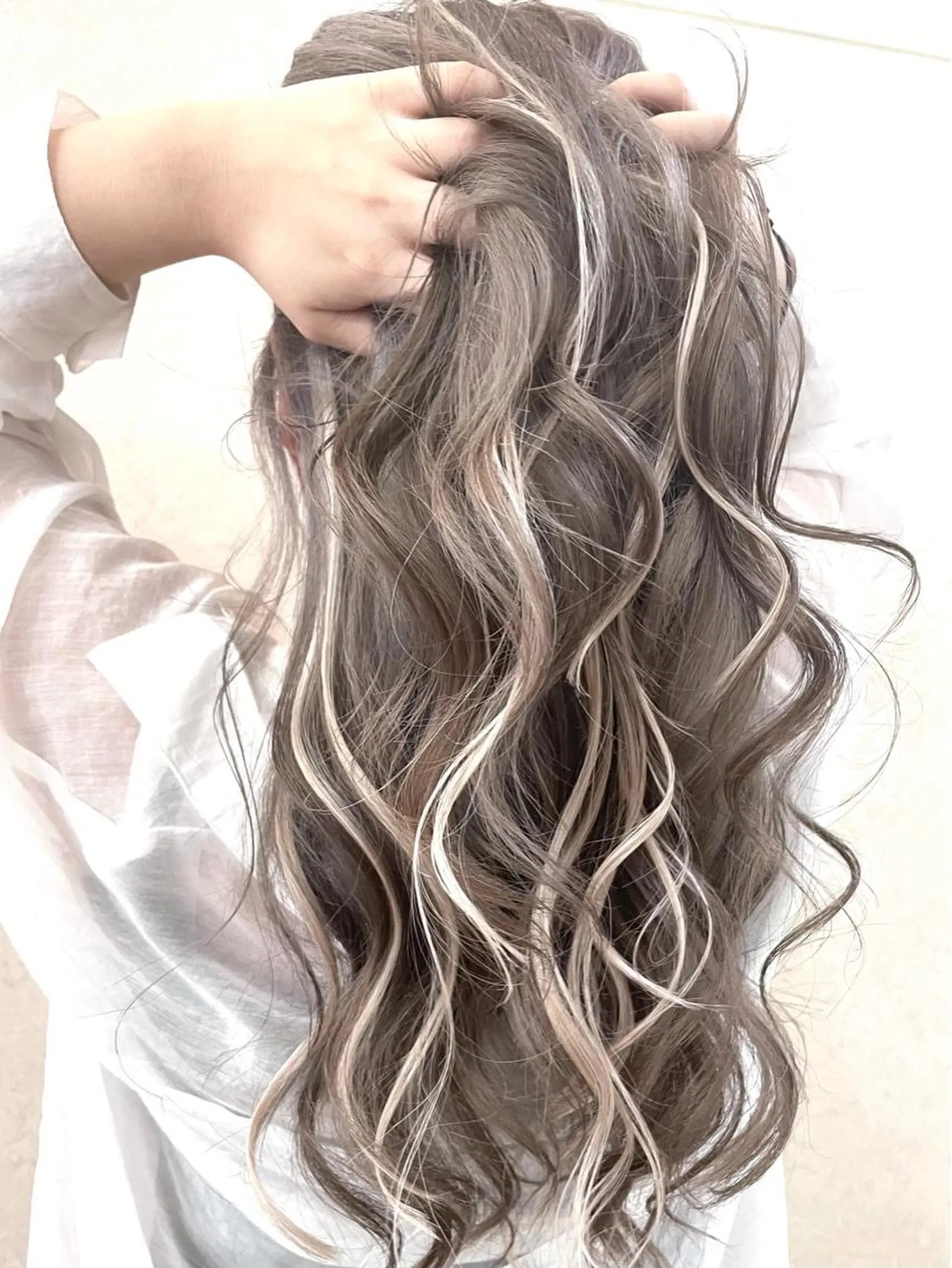 セミロング カラー パーマ ヘアアレンジ メンズ シールエクステ メンズハイライト メンズハイトーン メンズ韓国風 学生（メンズ向け） エクステ 🦋高瀬寛菜🦋 韓国/ブリーチのヘアスタイル