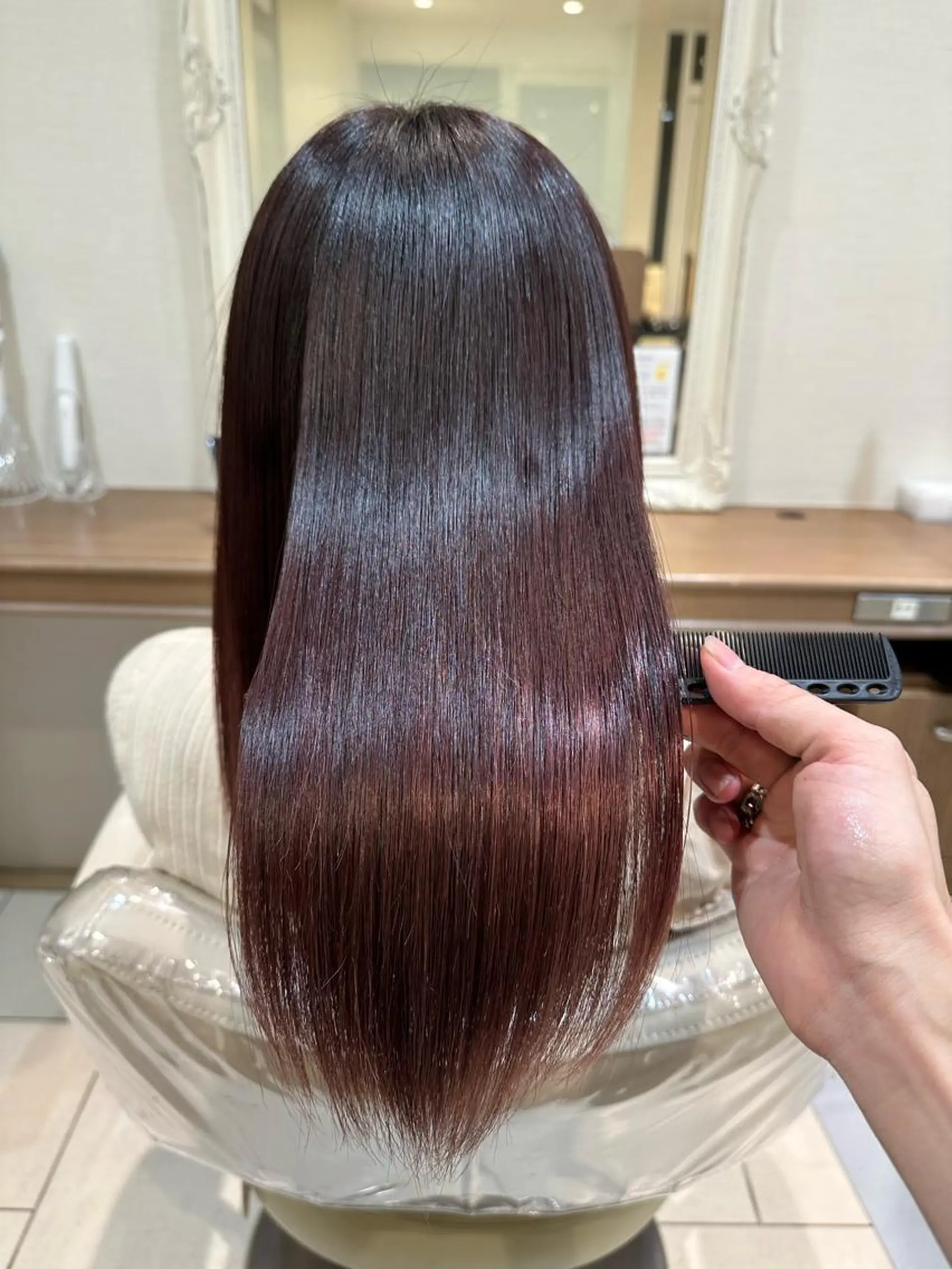 セミロング カラー 横山 直輝のヘアスタイル