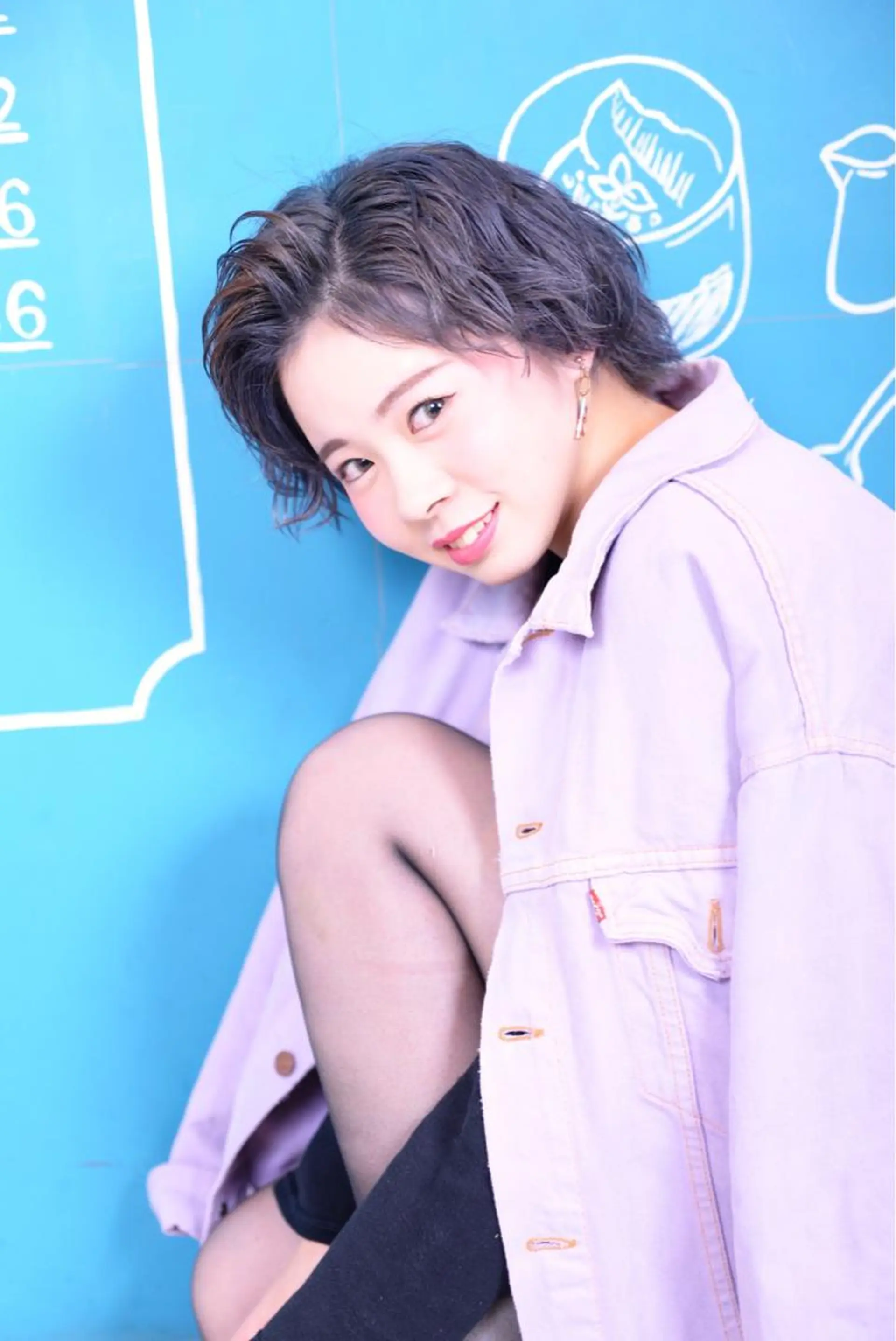ショート カラー パーマ 板倉 花連のヘアスタイル