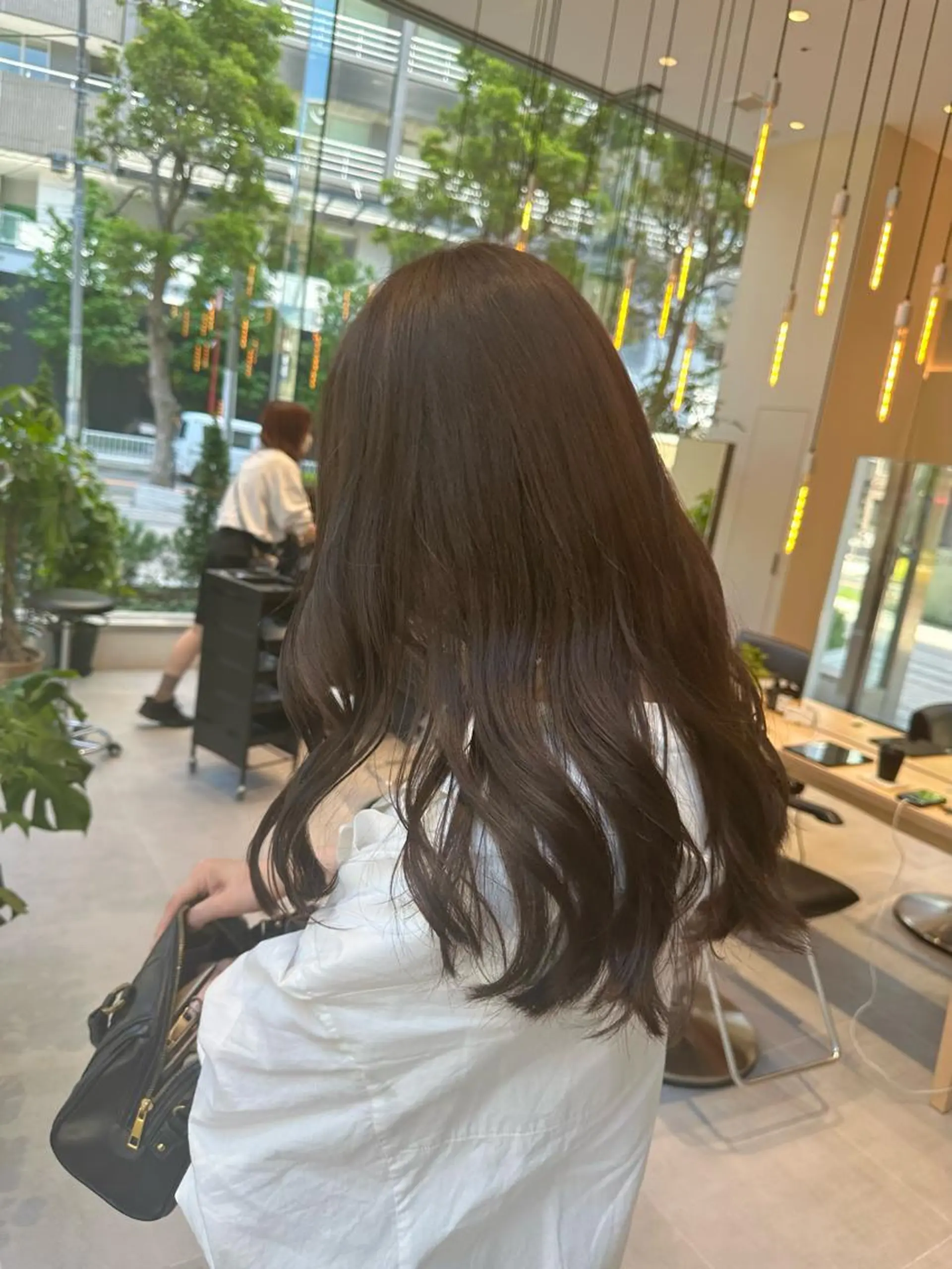 セミロング カラー 透ける艶カラー💎 ミオのヘアスタイル