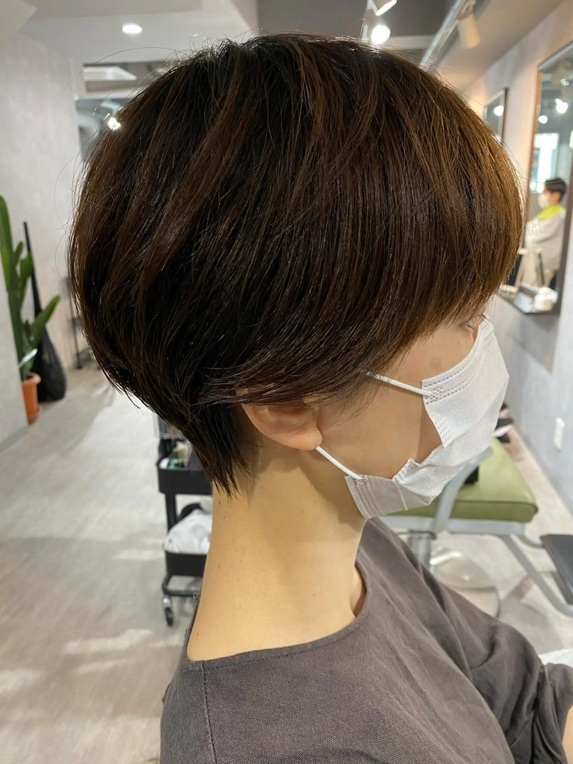 ショート カラー カット ヘアカラー トリートメント 久保亮太 /大人ショートのヘアスタイル