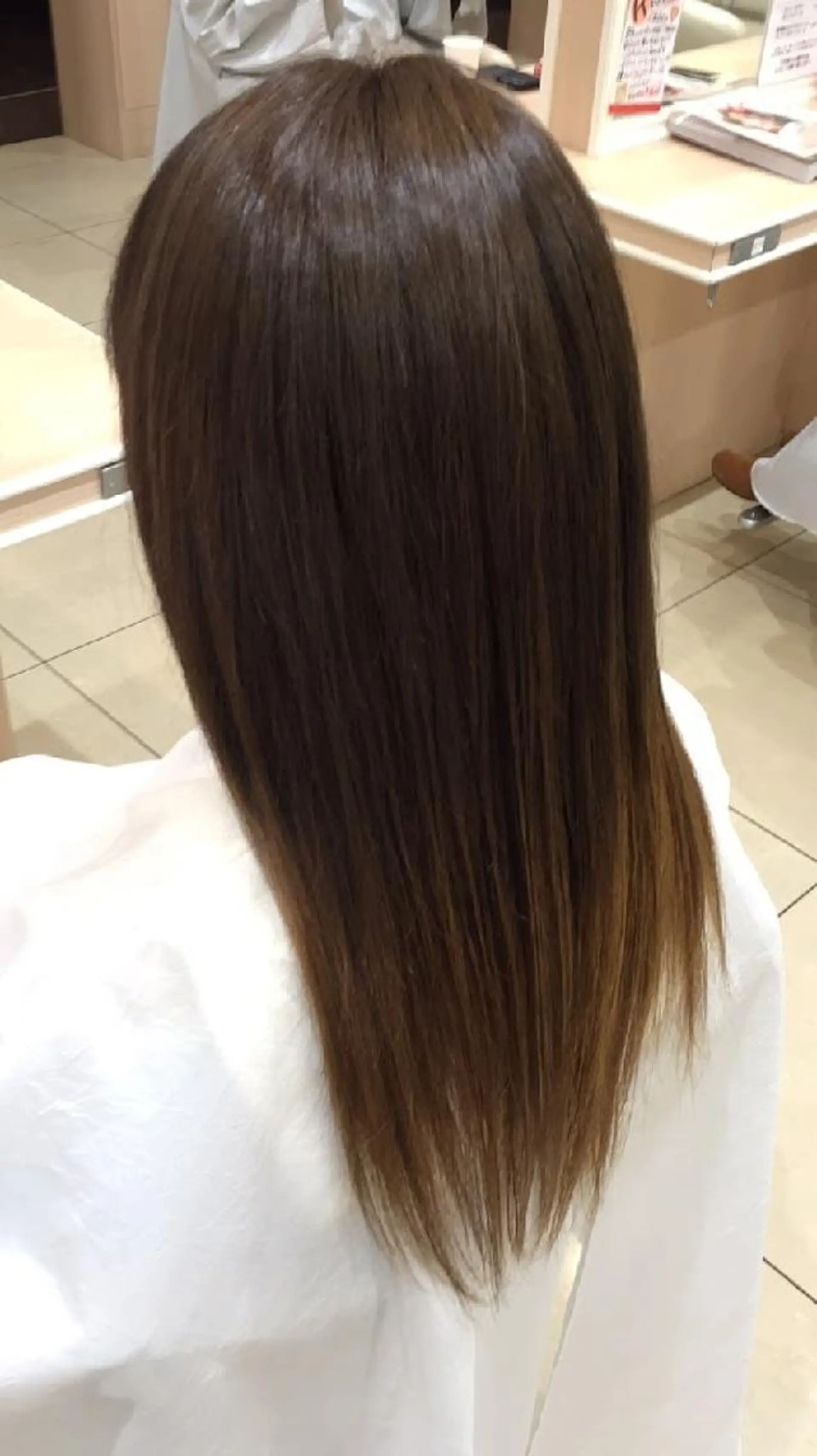 ロング カラー 山内 佐江子のヘアスタイル