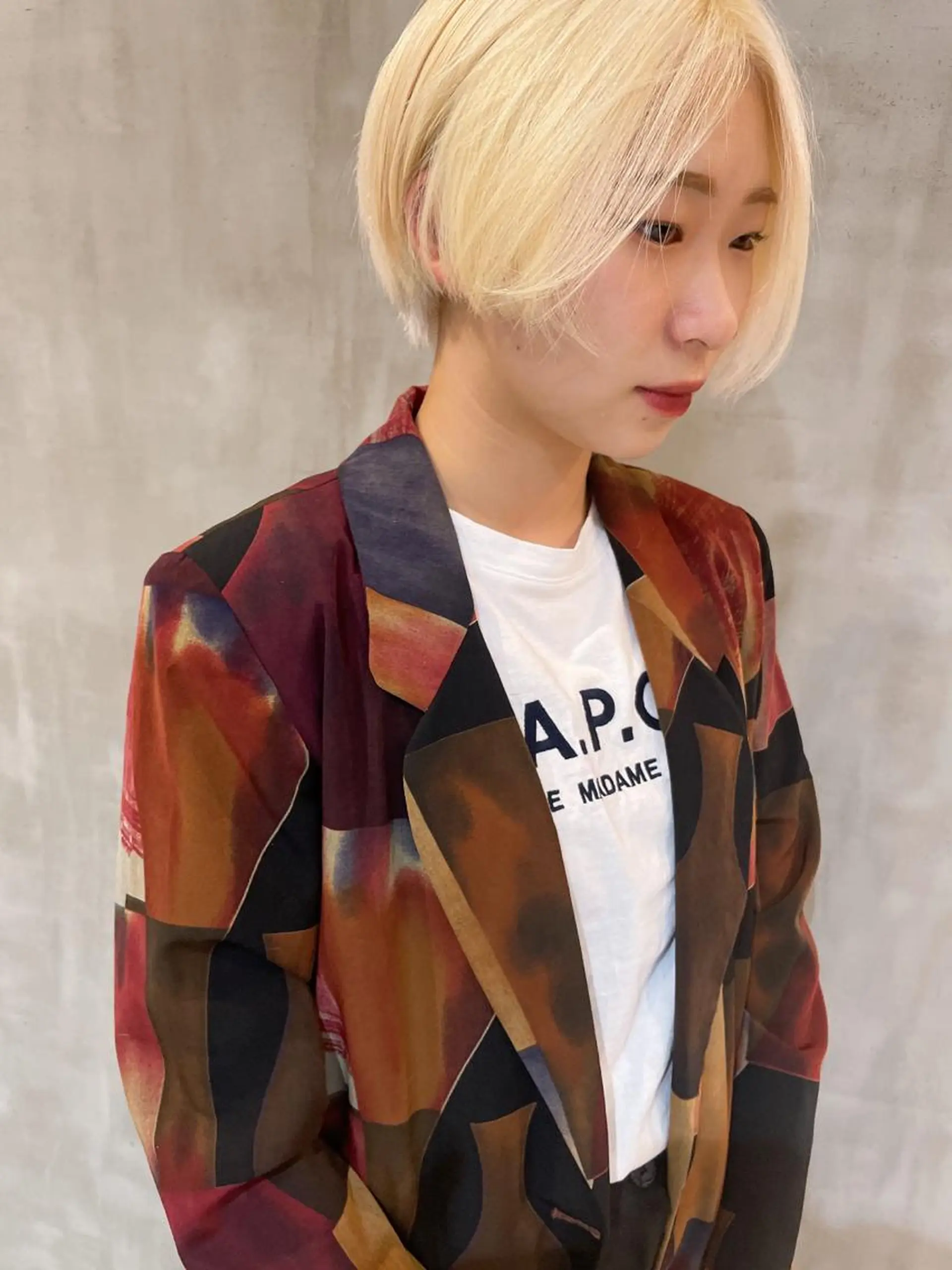 ミディアム ill.所属・ill［イル］大須 ダブルカラー髪質改善のヘアスタイル
