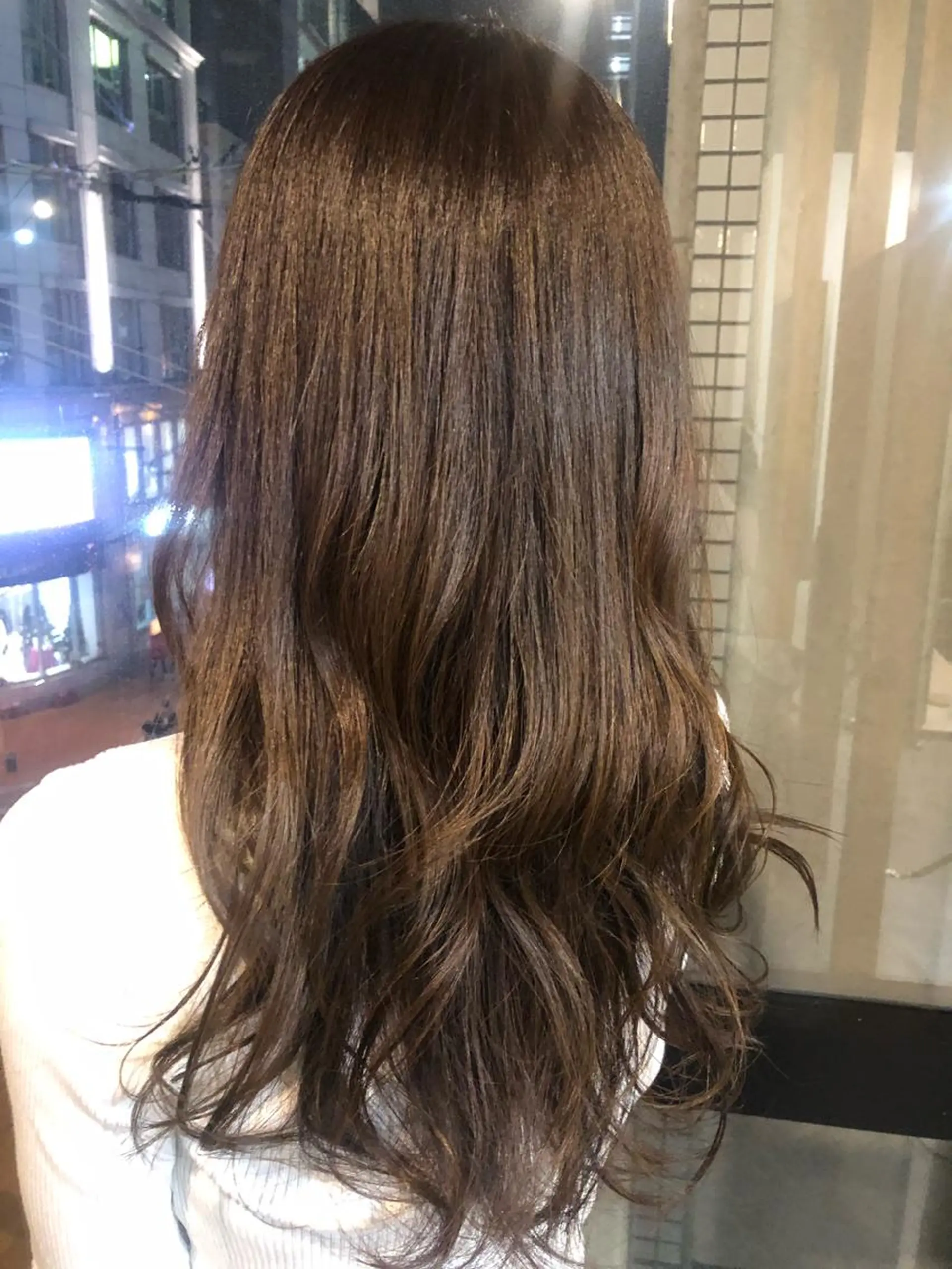 セミロング カラー 髪質改善&ブリーチ 伊勢 祐一郎のヘアスタイル