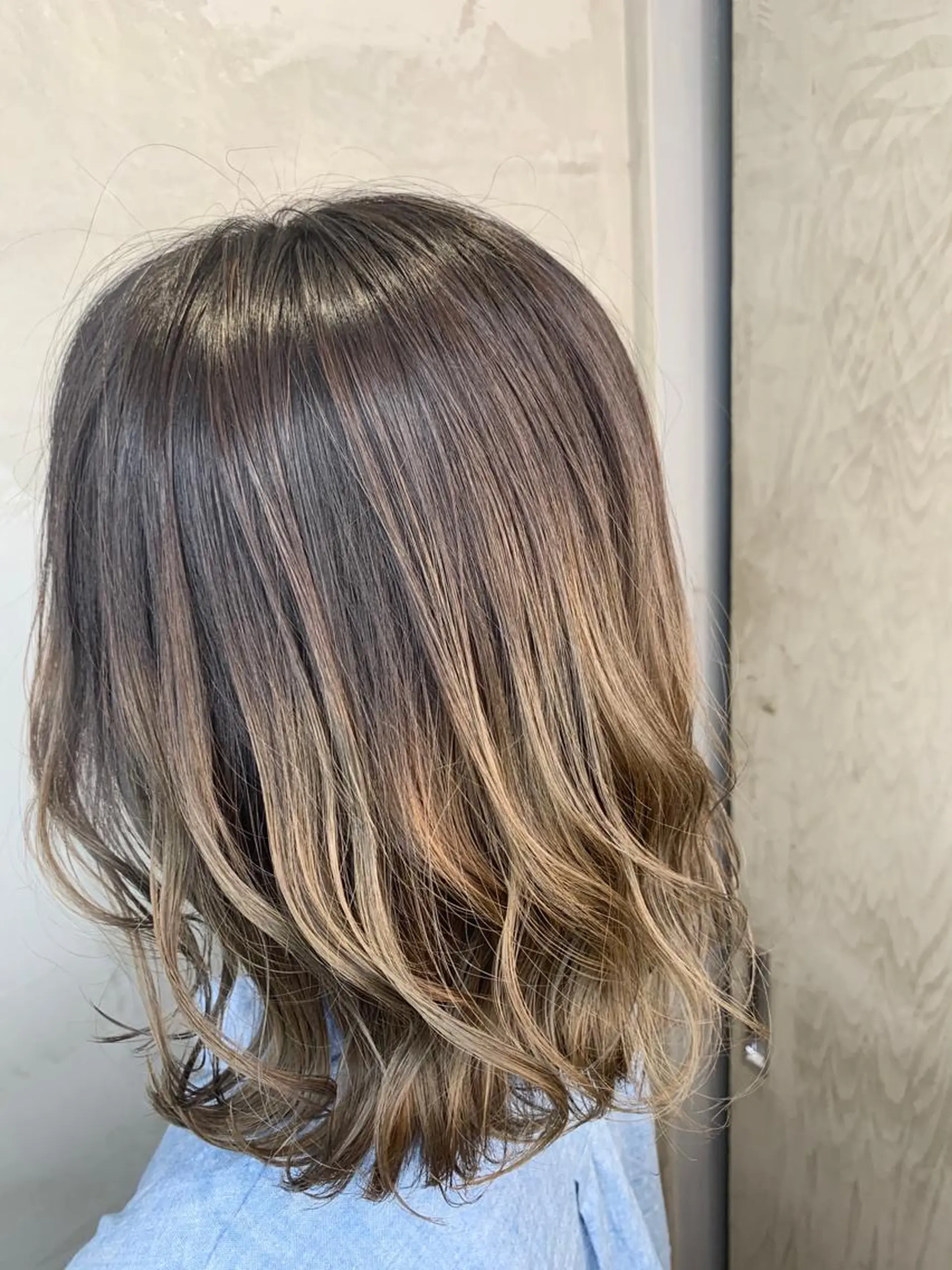 ミディアム レイヤーカット 佐藤/本物志向の 髪質改善サロンのヘアスタイル