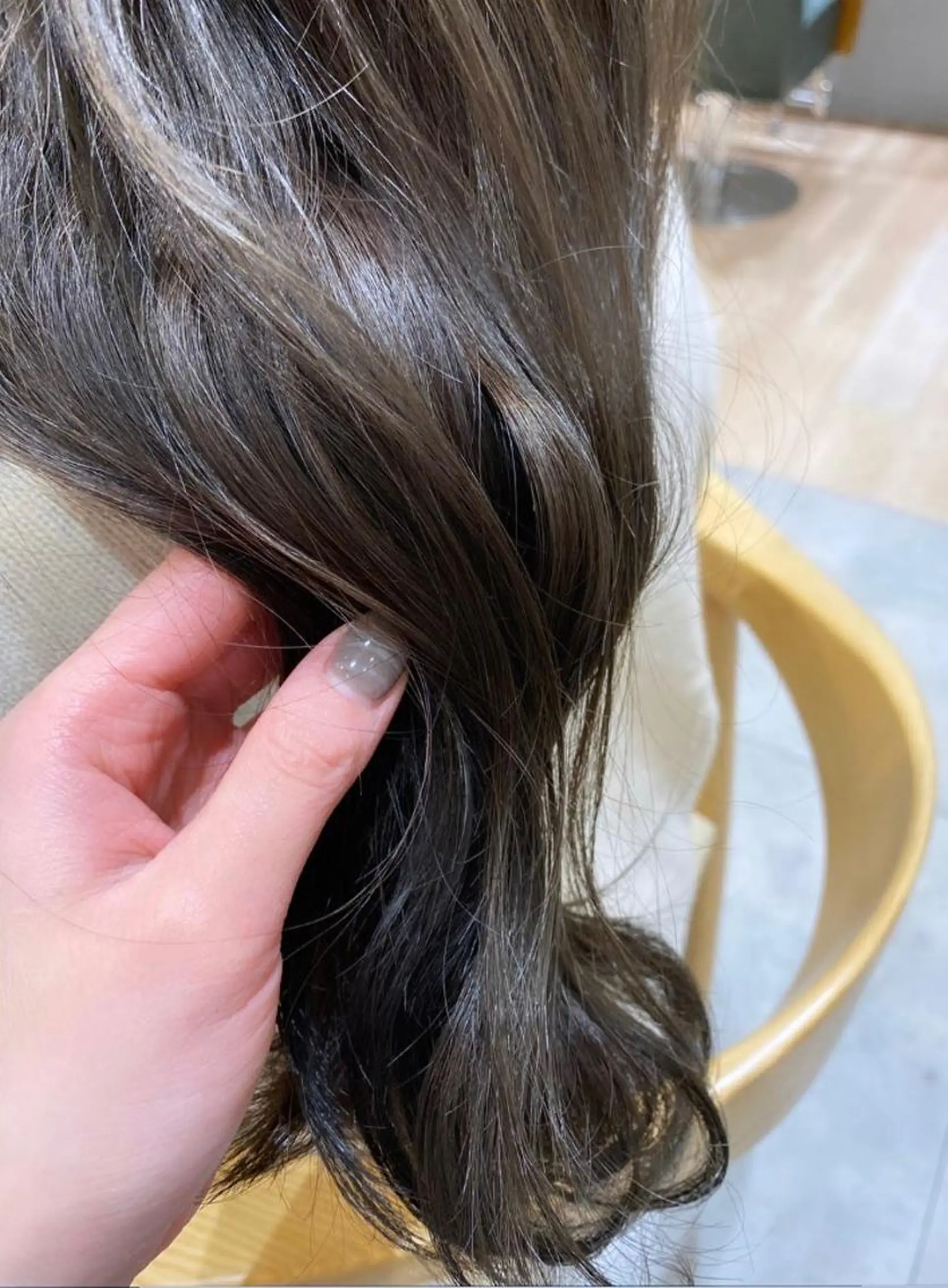 ロング カット ヘアカラー 河田 海陽のヘアスタイル