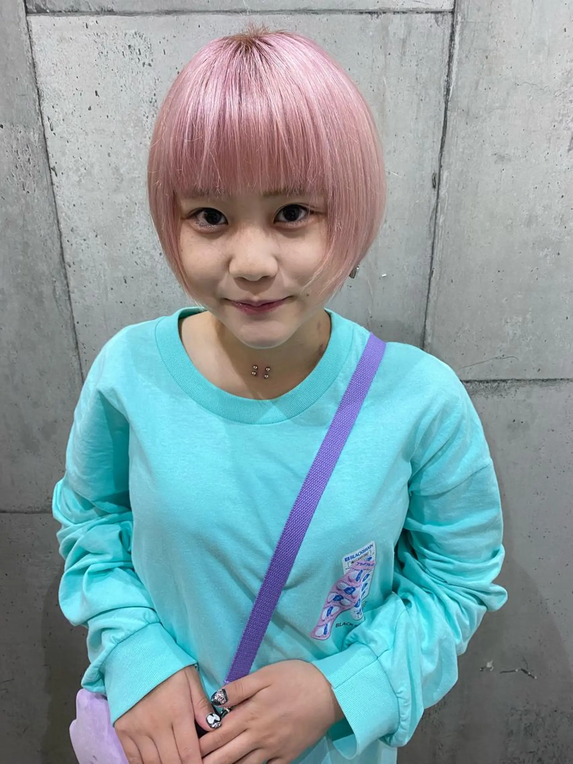 ショート カラー ブリーチ ピンクカラー hair  space Atoz所属・東 寛道のヘアスタイル