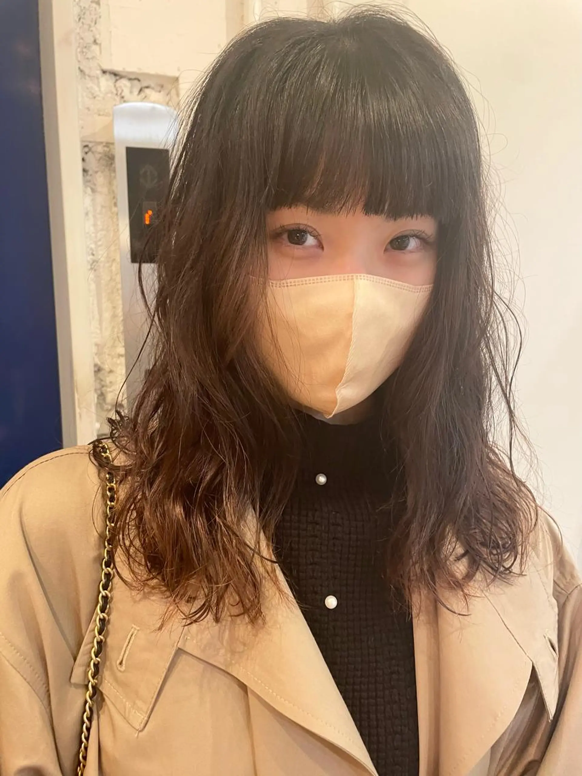 ミディアム カラー パーマ ミディアムパーマ カット パーマ トリートメント レイヤー／似合わせ TAKUYAのヘアスタイル