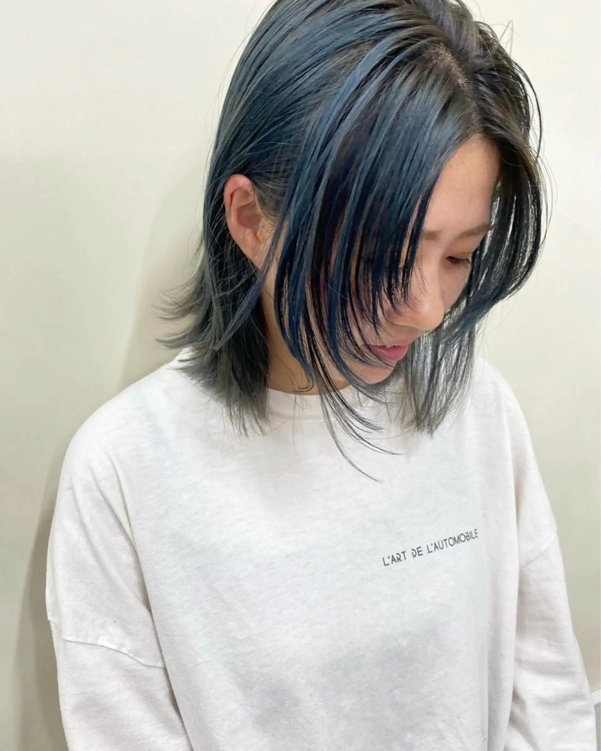 ミディアム カラー カット ヘアカラー トリートメント レイヤー/ウルフエク テブリーチ磯部ユズキのヘアスタイル