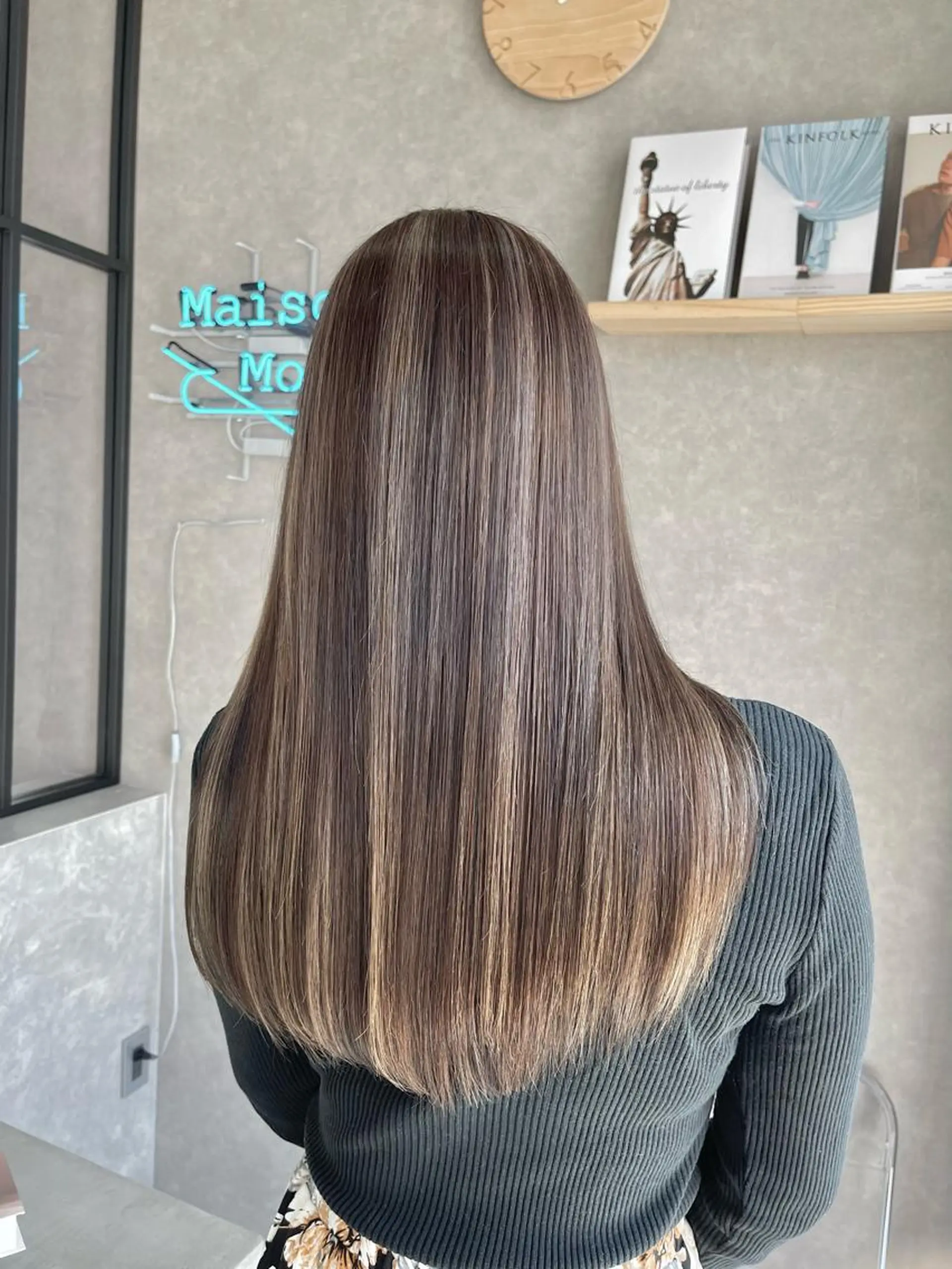 ロング カラー カット ヘアカラー トリートメント mood tatemachiのヘアスタイル