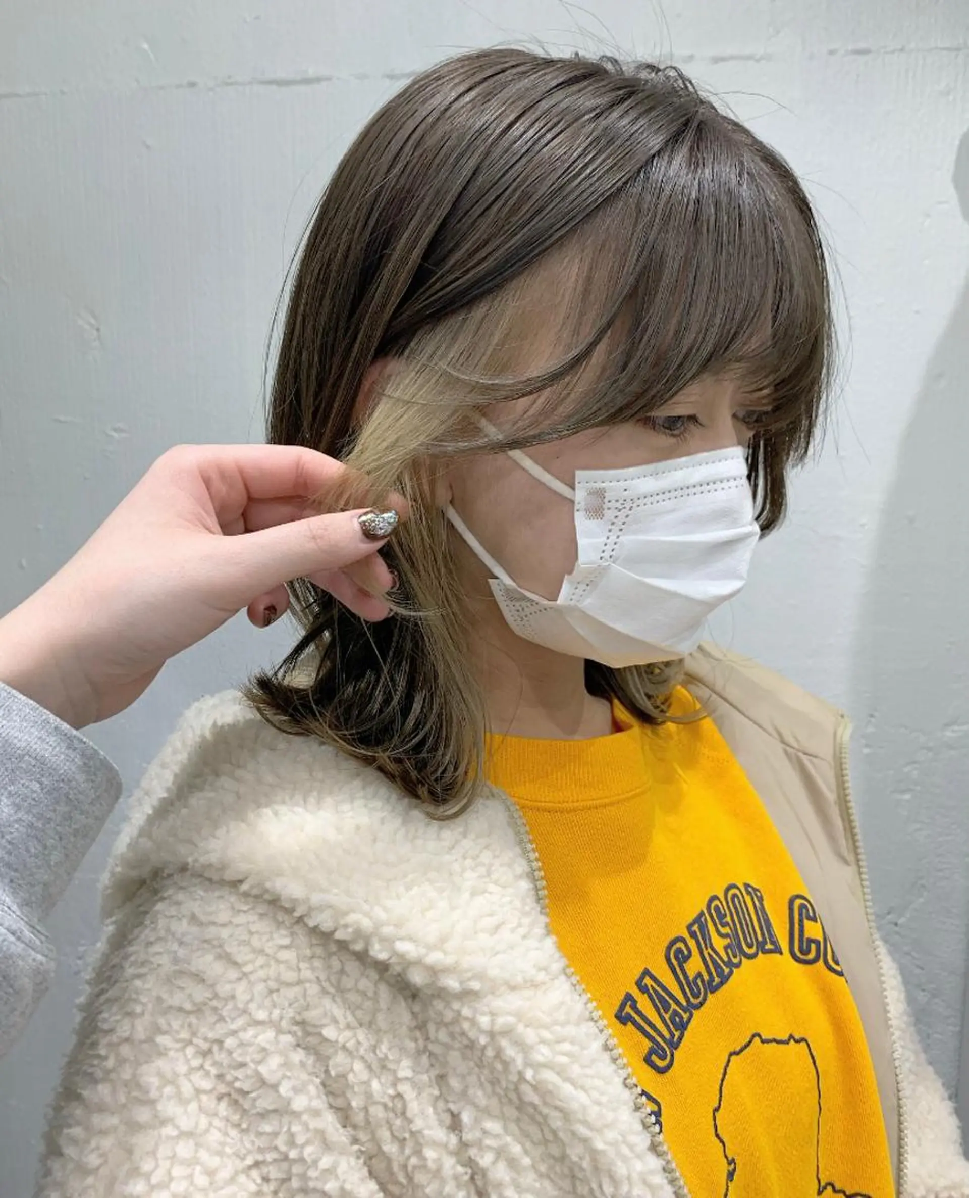 ミディアム カラー ヘアアレンジ カット ヘアカラー トリートメント ヘアセット ニュアンスハイトーン 🌙サイダサキのヘアスタイル