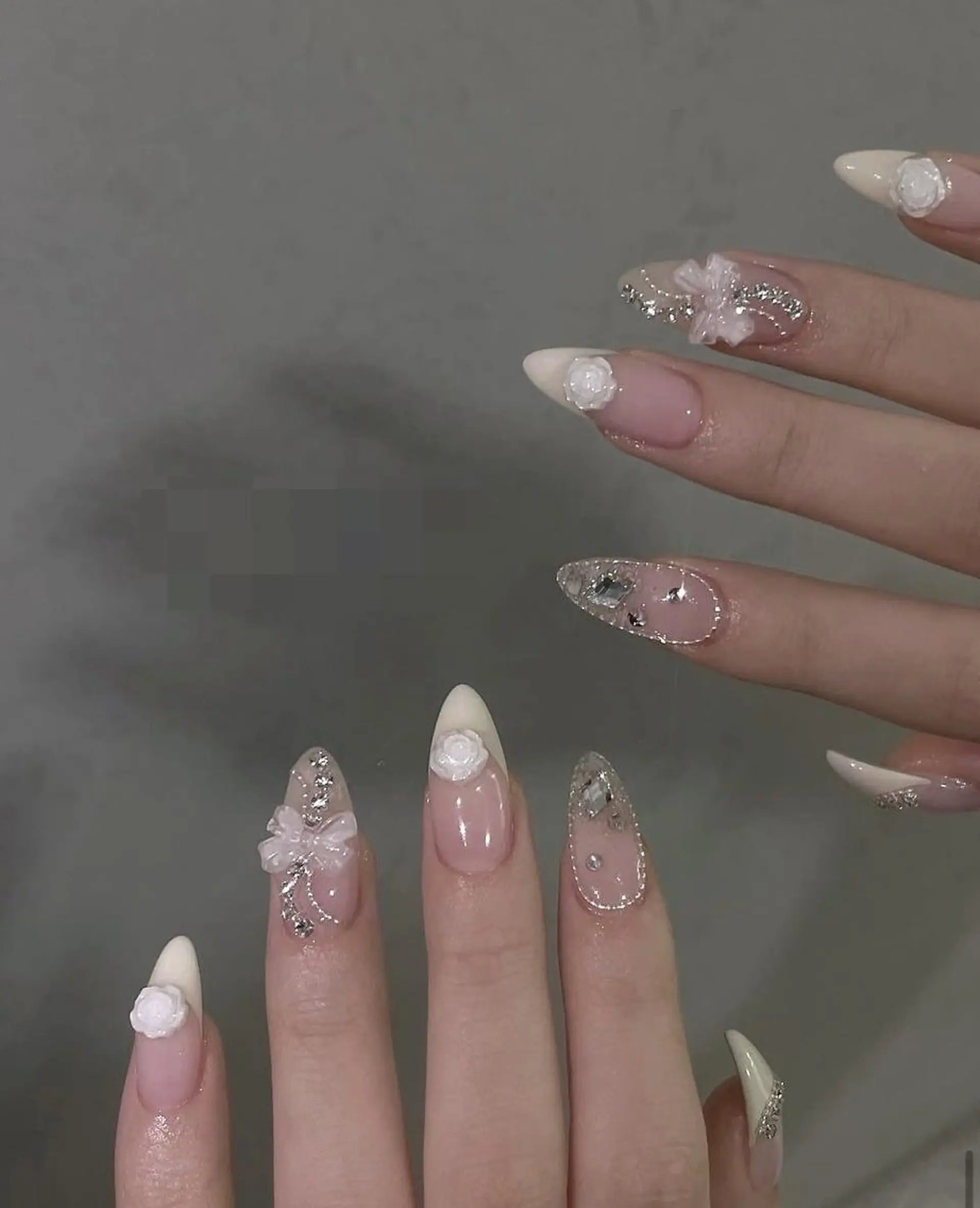 ネイル 長さ出し フレンチネイル グラデーション 卒業式 マグネットネイル ハンドネイル MIHANA NAILのネイルデザイン