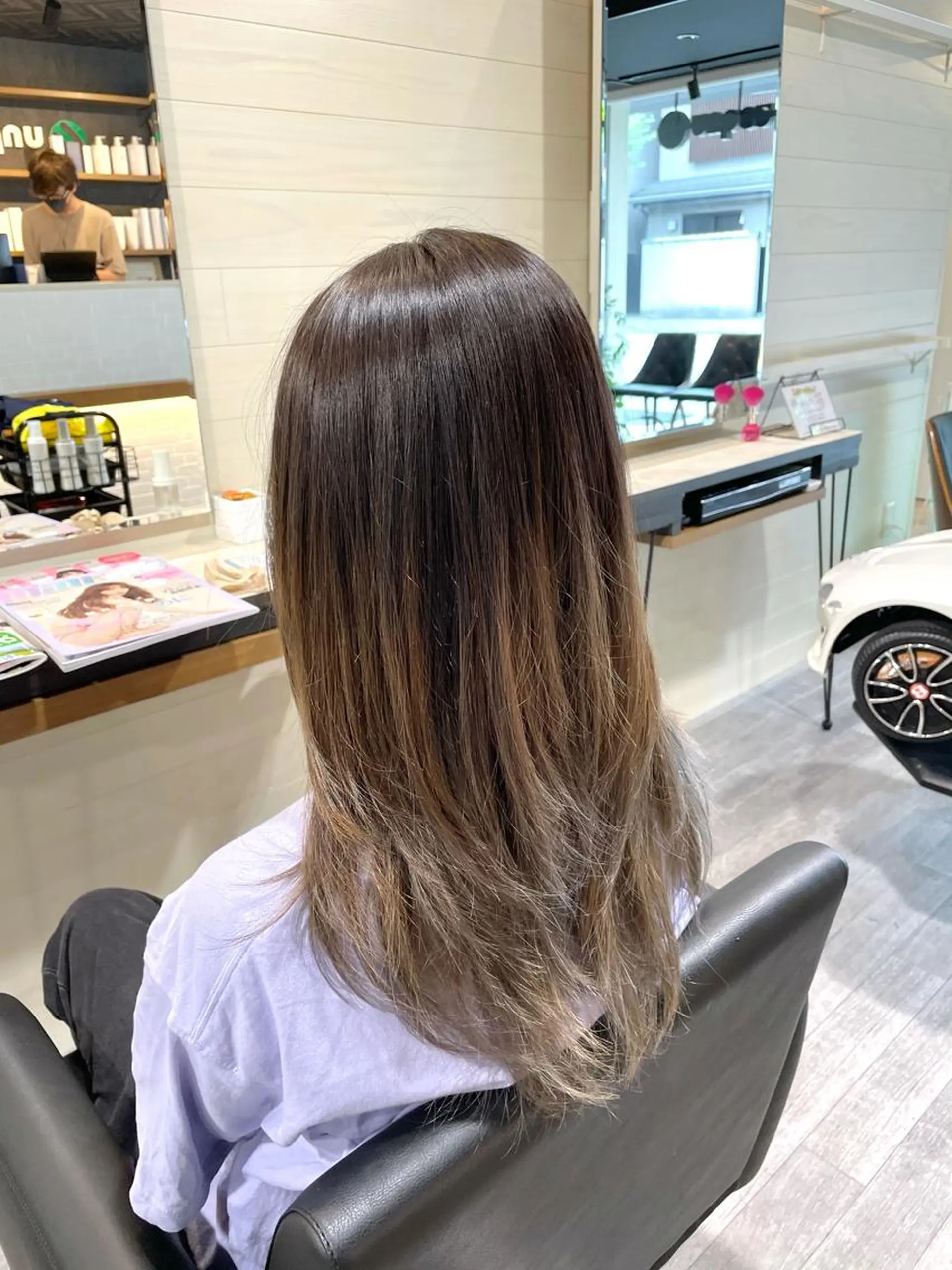 ロング カラー アディクシーカラー バレイヤージュ ブリーチ ケアブリーチ デザインカラー ヘアカラー unpeu hair  二条所属・先着1名様限定 カット無料のヘアスタイル