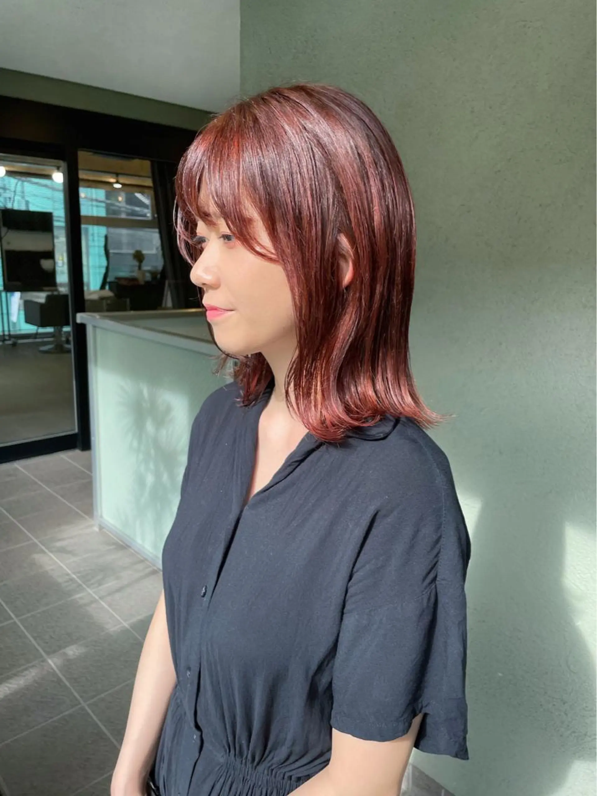 ミディアム カラー オレンジ オレンジピンク ピンクカラー カット ヘアカラー HIROKI ” stylistのヘアスタイル