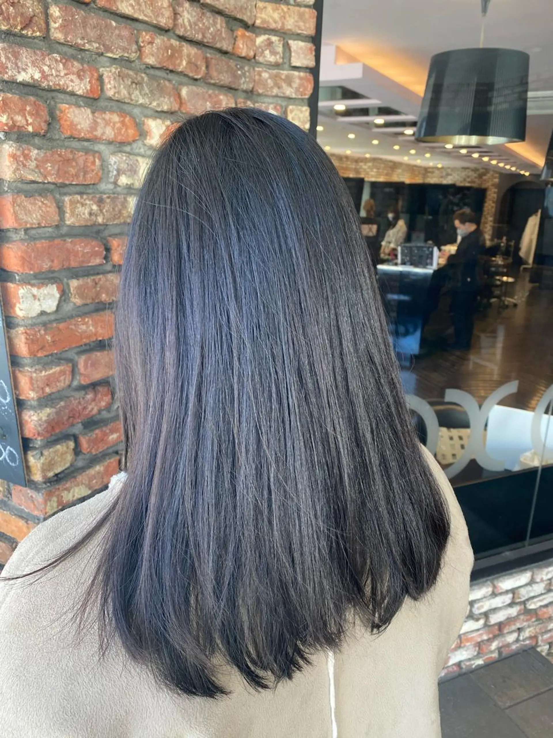 ロング ボブ ロング ヘアカラー オックスクリエーション椥辻店所属・奥村 宏治のヘアスタイル