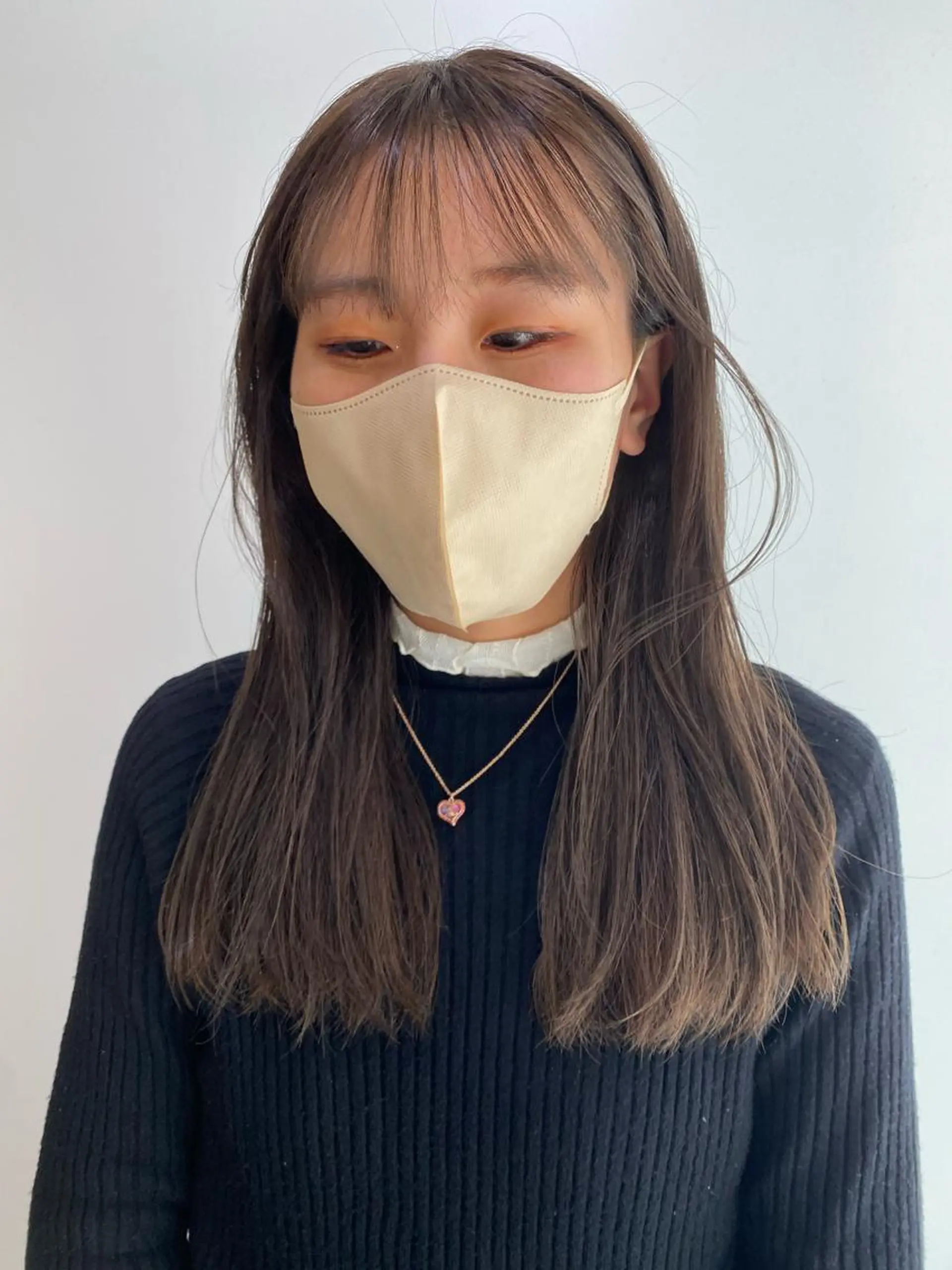 ミディアム カラー ベージュカラー ブリーチ 透明感カラー SALOWIN 栄3丁目店所属・砂原 ひよりのヘアスタイル