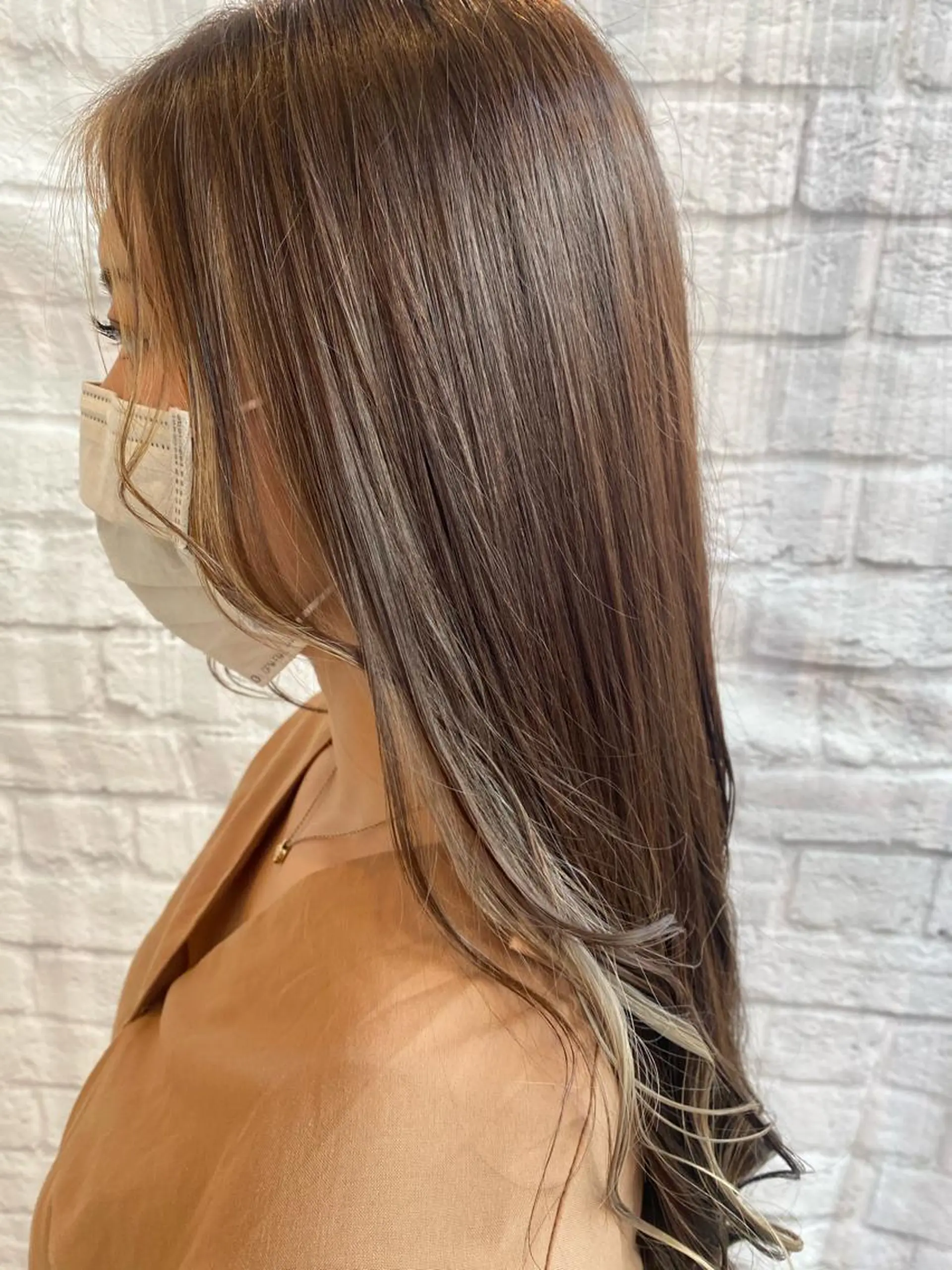 ロング ミストバング diar 大石 彩織のヘアスタイル
