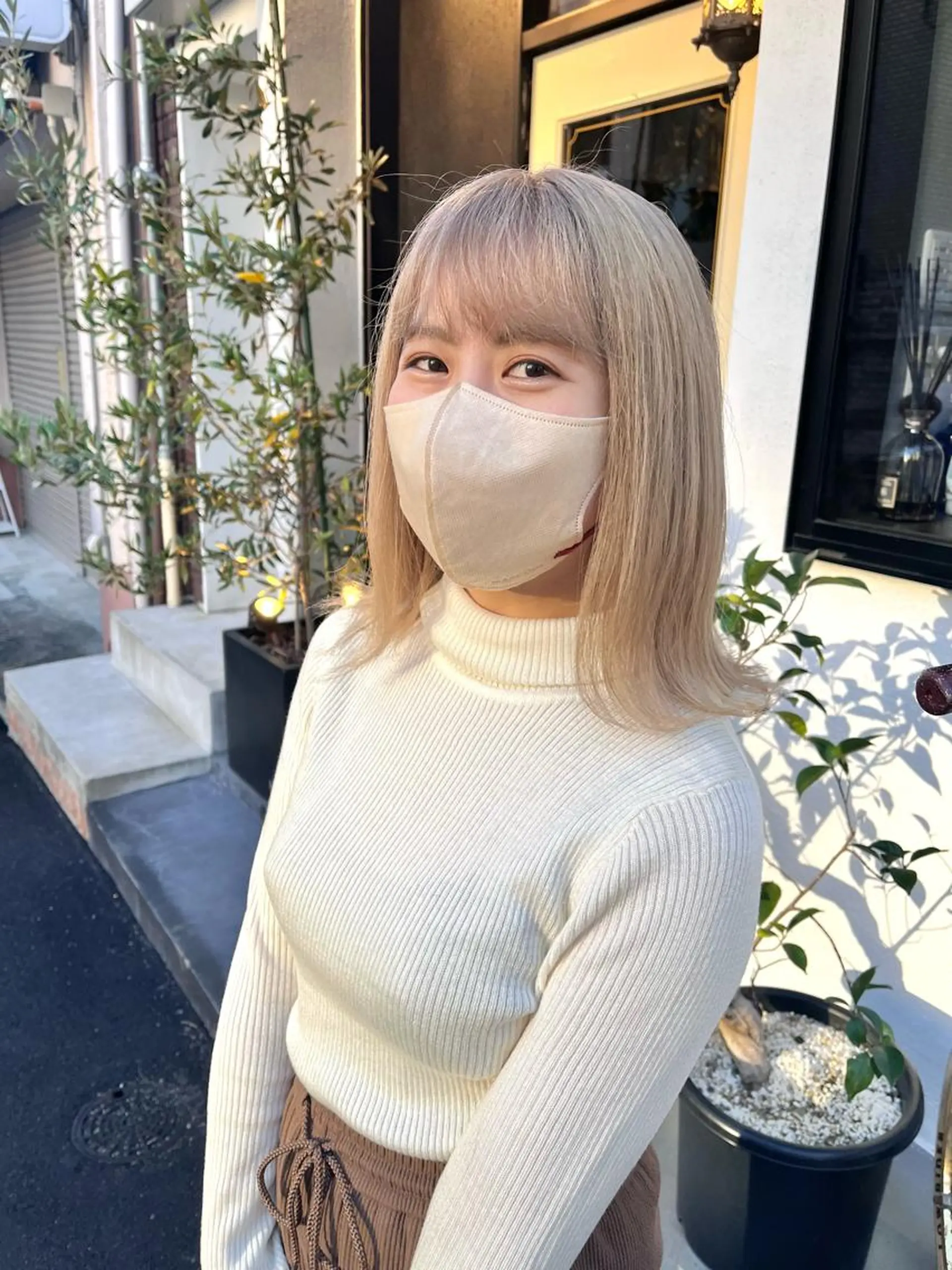 ミディアム カラー ブリーチ SALOWIN神戸三宮店所属・【美髪を叶える】中谷 彰宏（アキ)のヘアスタイル