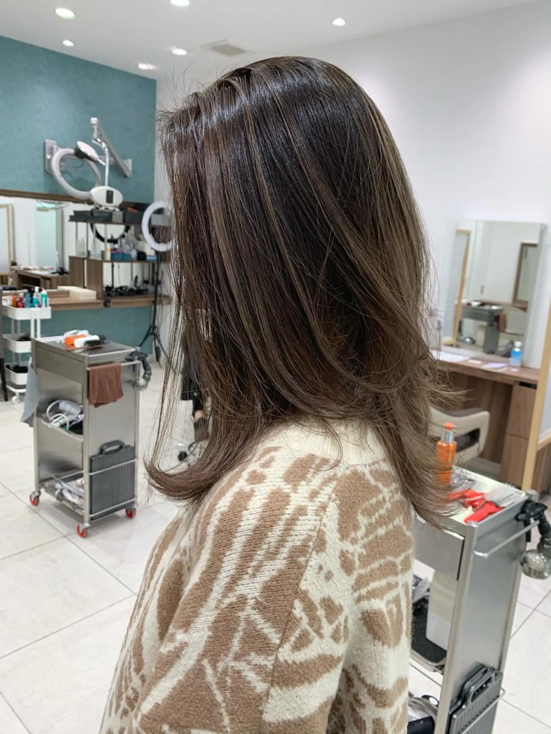 ロング レイヤーカット 日野・八王子縮毛矯正 ワタナベリョウマのヘアスタイル