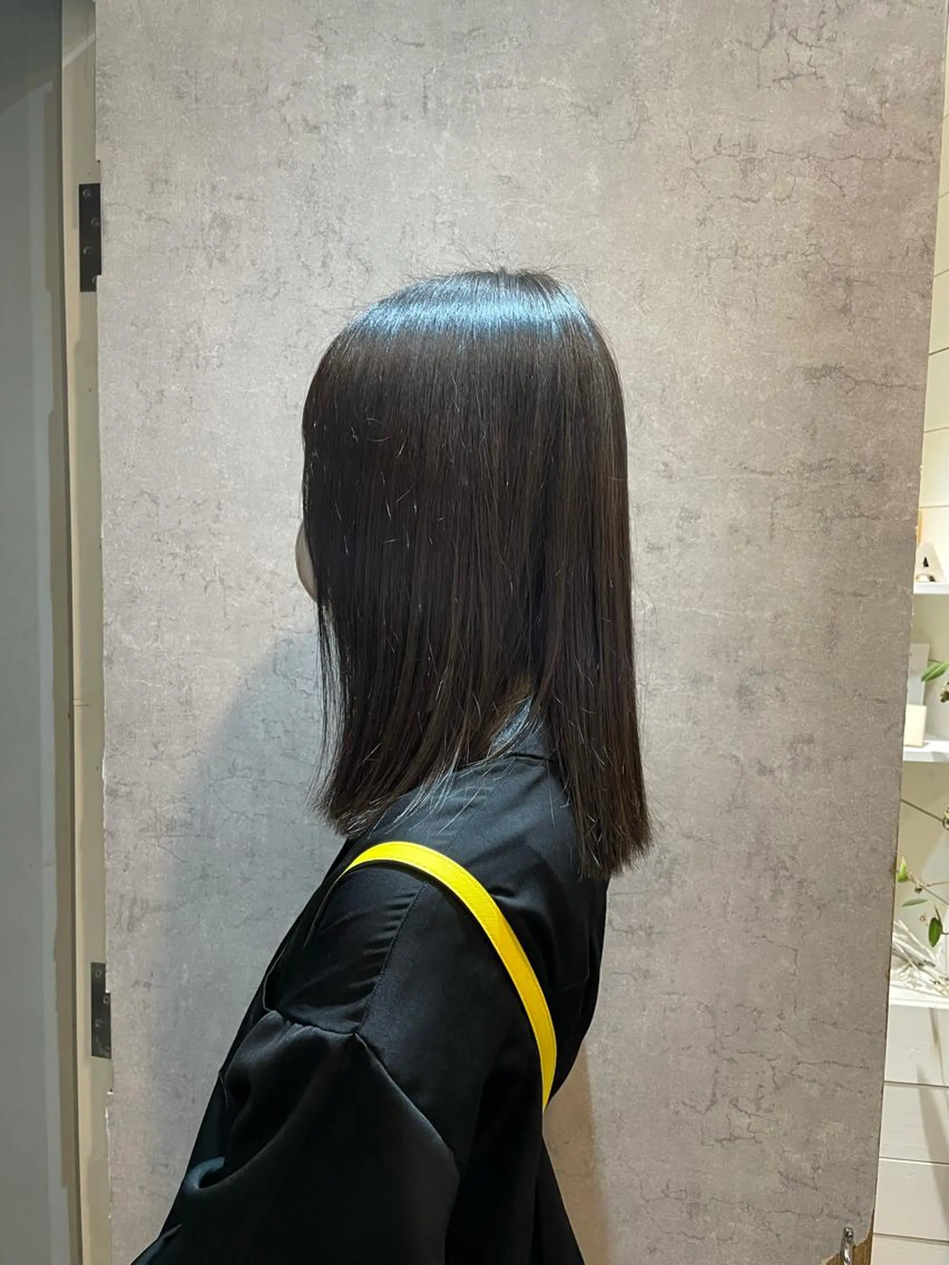 ミディアム tuuli所属・石井 永遠のヘアスタイル