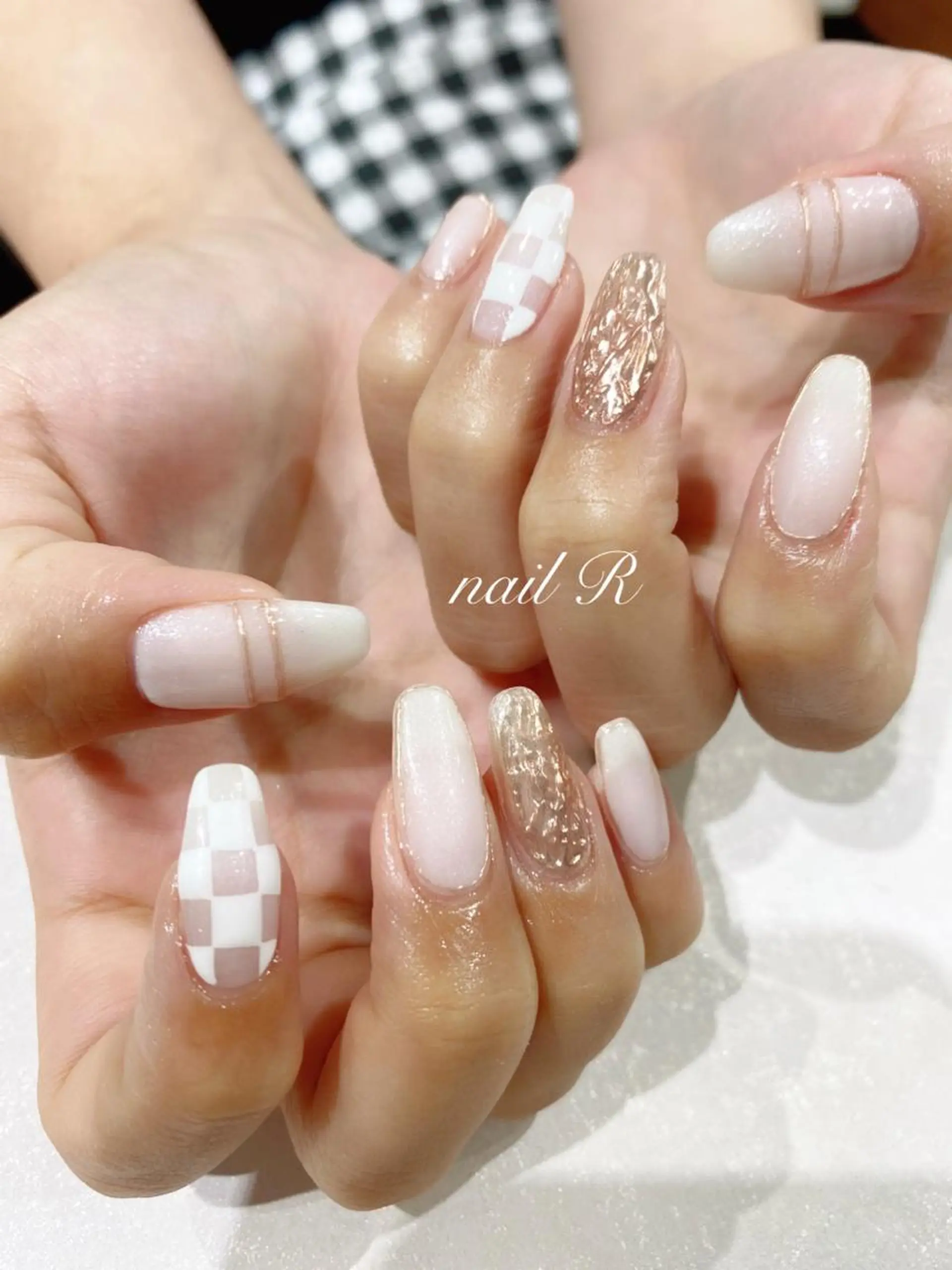 ミディアム ハンドネイル Nail R💫 naoのネイルデザイン