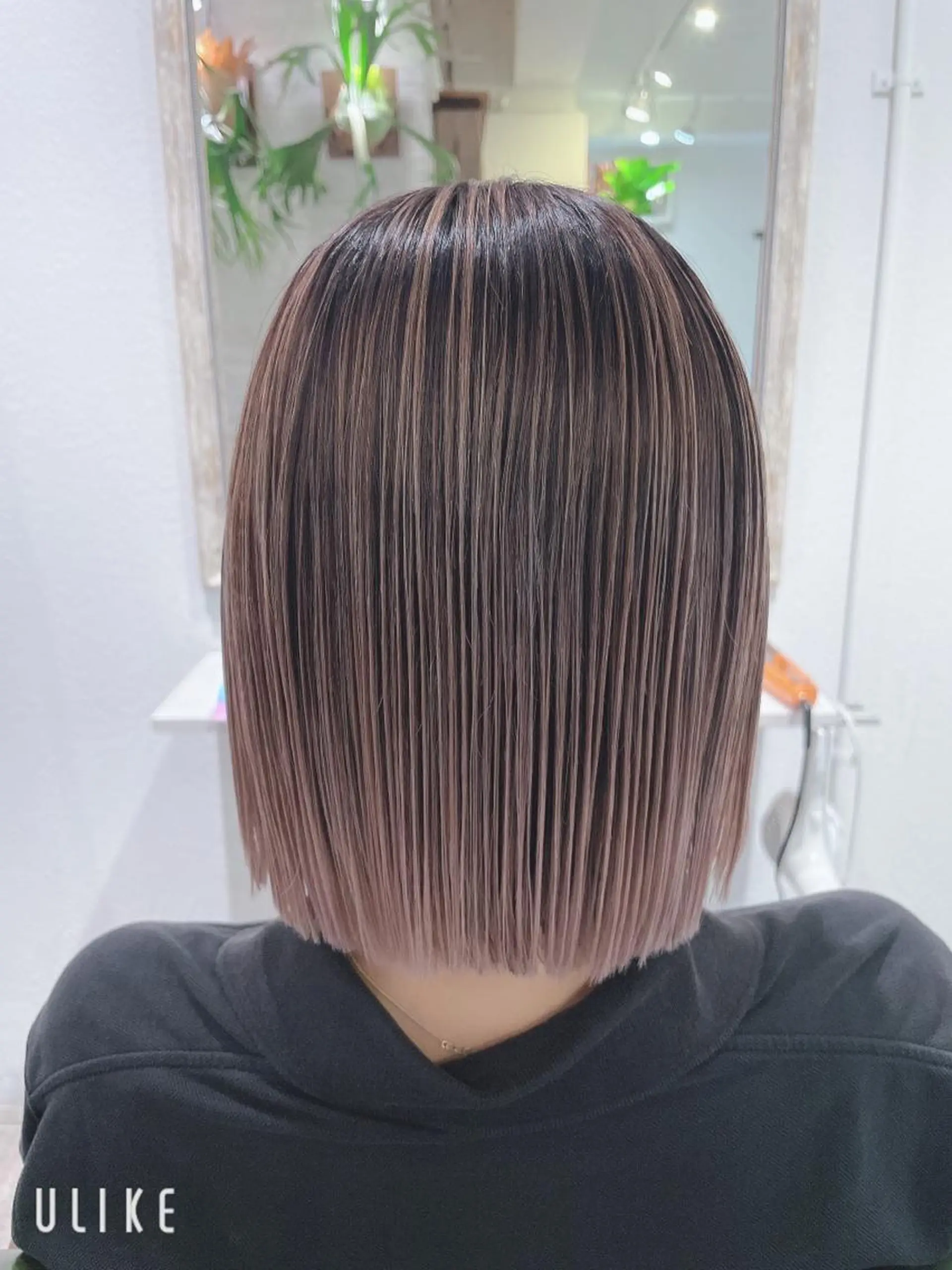 ショート カラー バレイヤージュ レイヤーカット カット ヘアカラー トリートメント 渡辺 加菜子のヘアスタイル