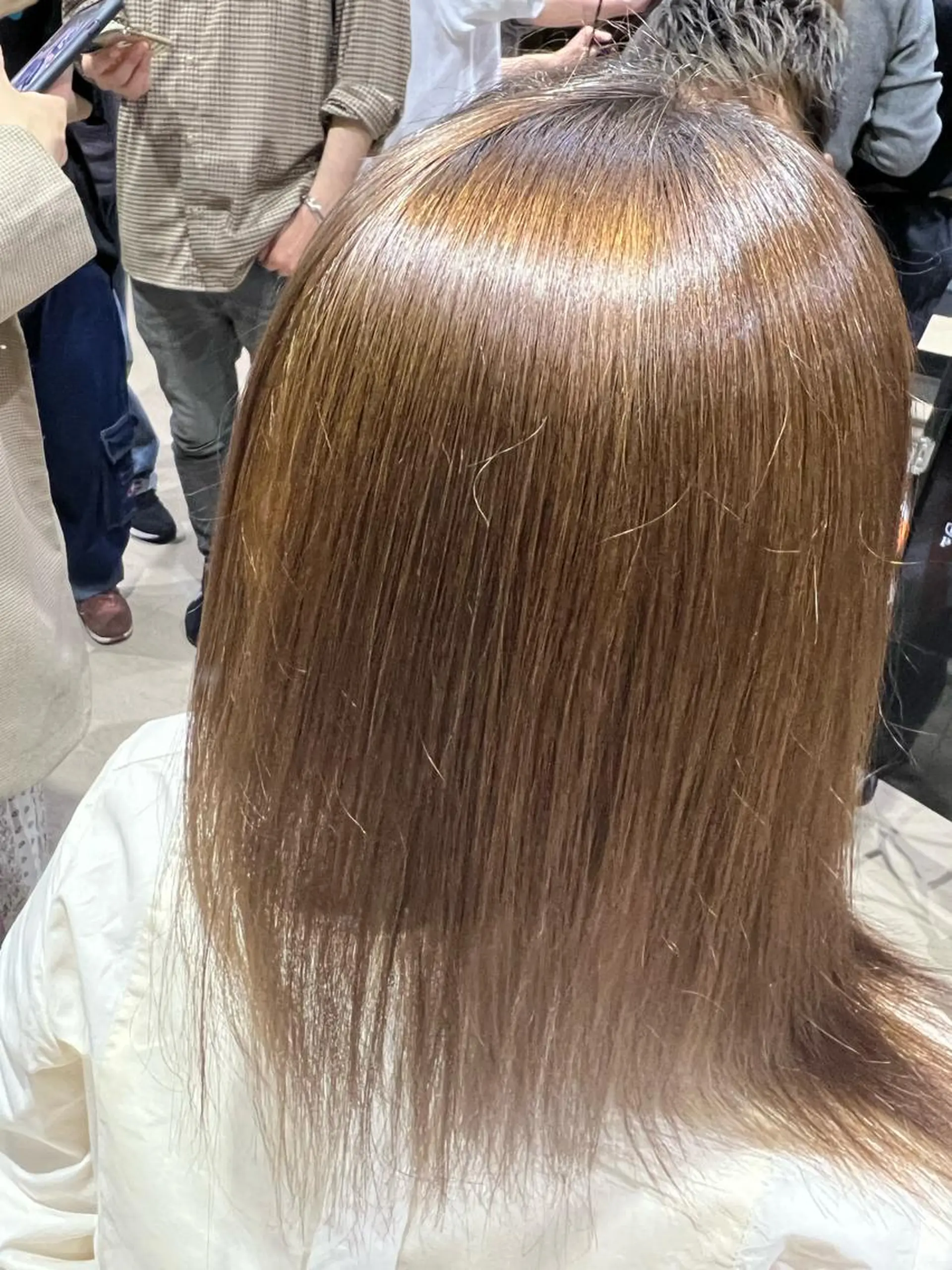 カラー ブリーチ 髪質改善 カット 縮毛矯正 トリートメント エイルヘアーガーデン所属・平田 勝美のヘアスタイル