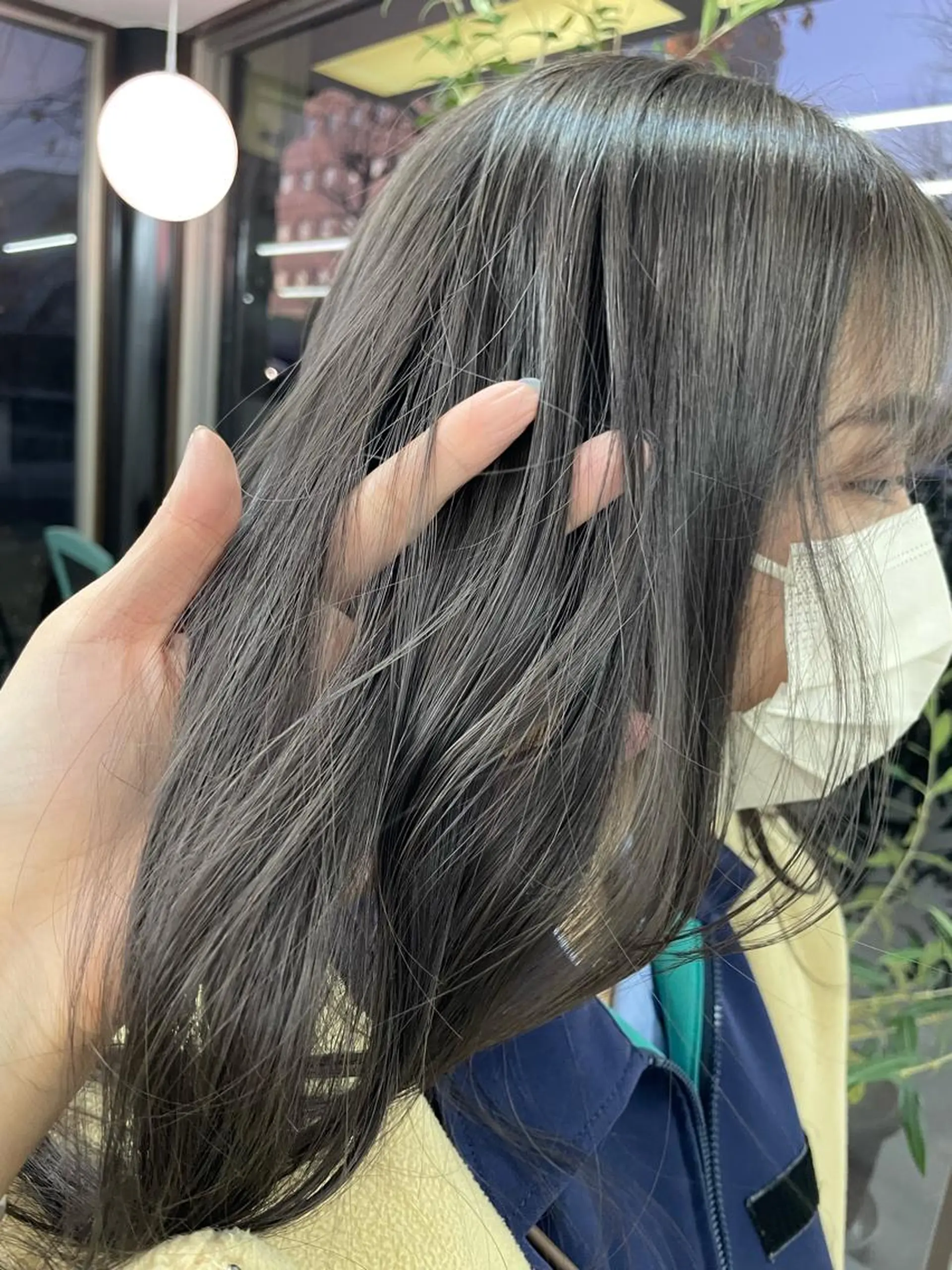 カラー ブリーチ グレージュ ラベンダーカラー ラベンダーグレージュ ラベンダーグレー オノ アカネのヘアスタイル
