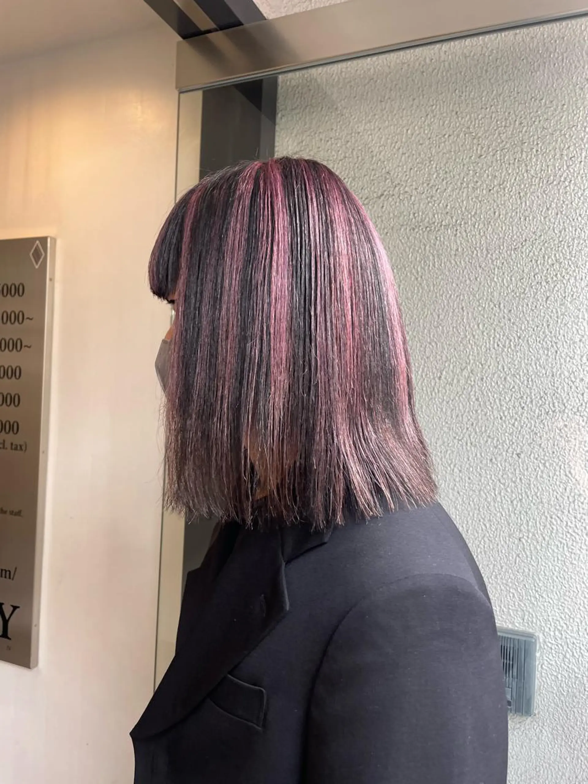 ミディアム カラー ハイライトカラー ピンクカラー ハイライト hen所属・心斎橋/レイヤー/ ブリーチ/モエのヘアスタイル