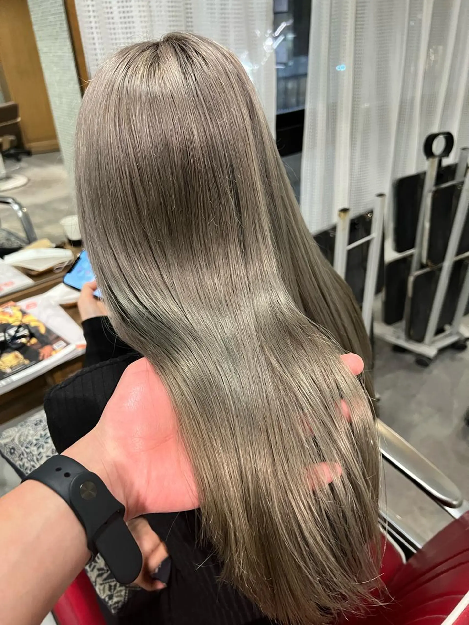 カラー EMMA茅ヶ崎所属・レイヤーパーマ＊ NOBUのヘアスタイル