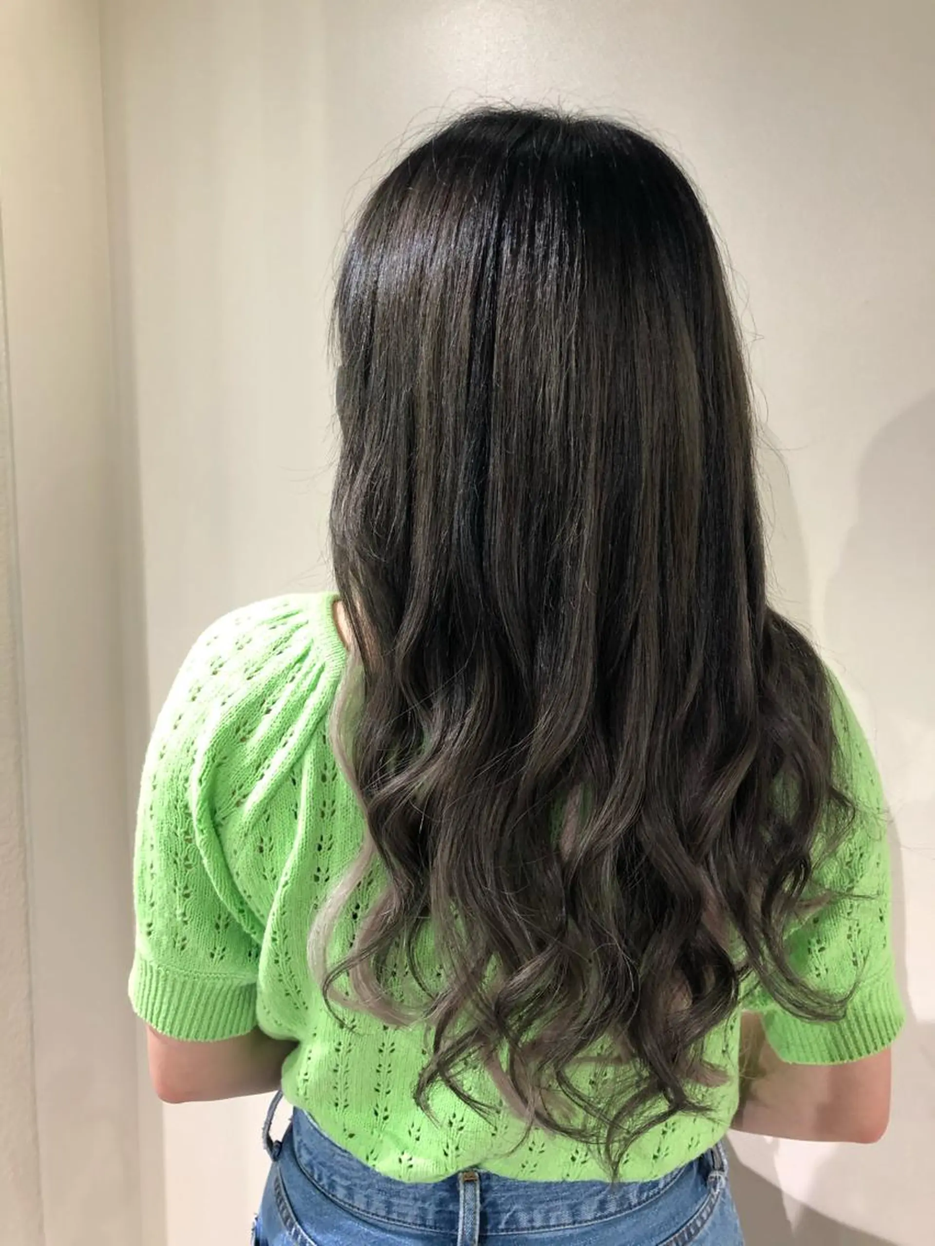 ロング カラー シールエクステ インナーカラー エクステ カット エクステ 🦋美髪／エクステ 🦋アベイクミのヘアスタイル