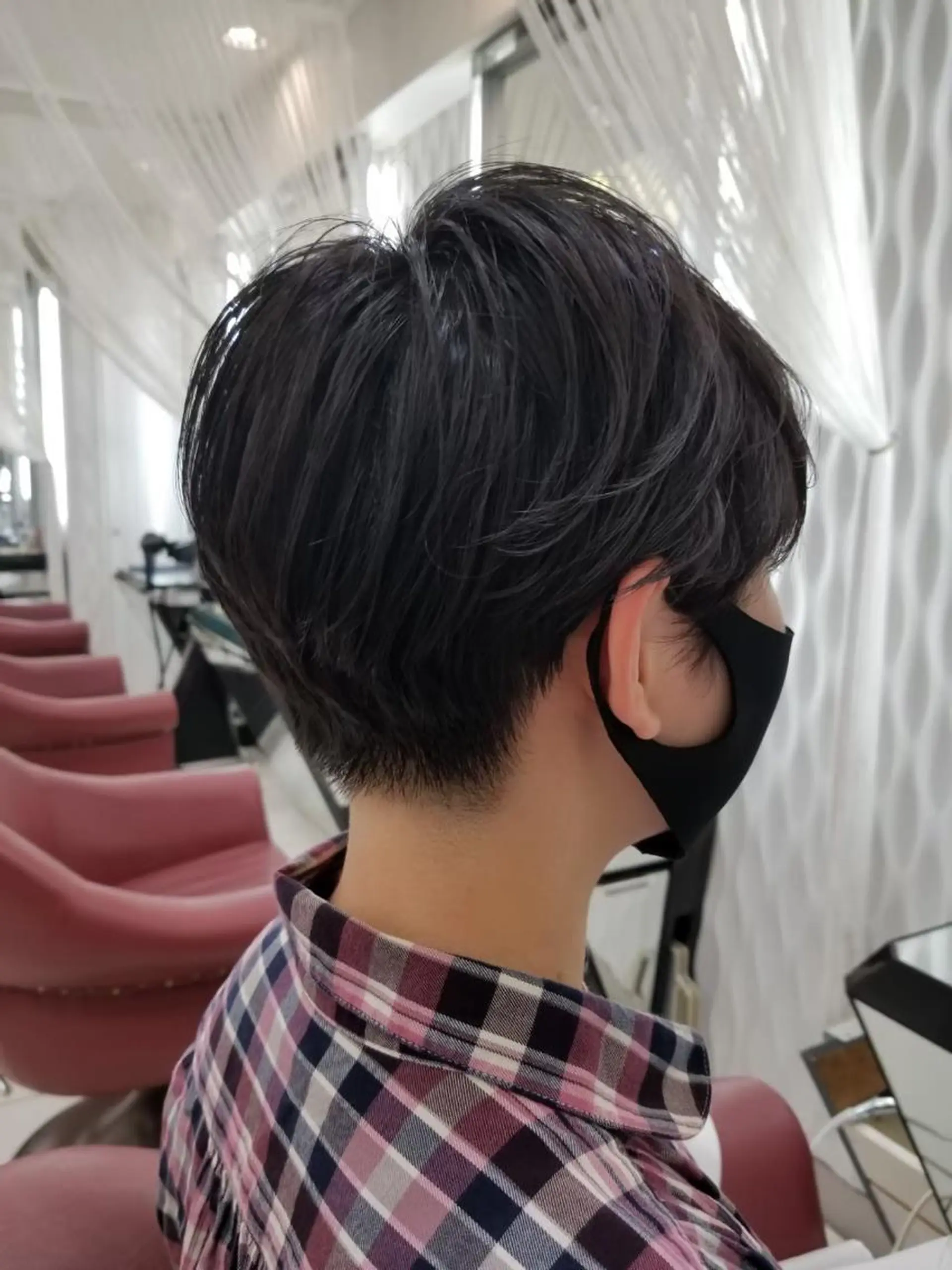 ショート 三澤 康司のヘアスタイル