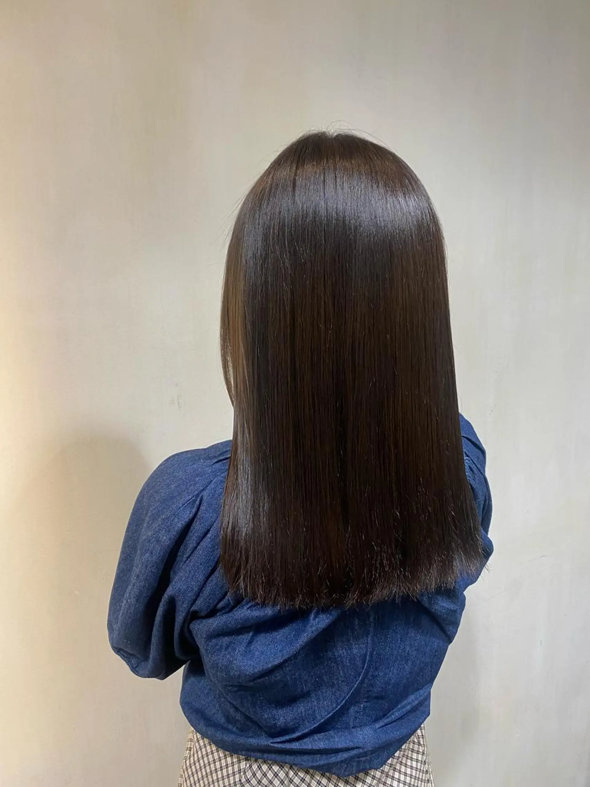 ロング カラー グレージュ オリーブグレージュ オリーブグレー ゆい .🎀のヘアスタイル