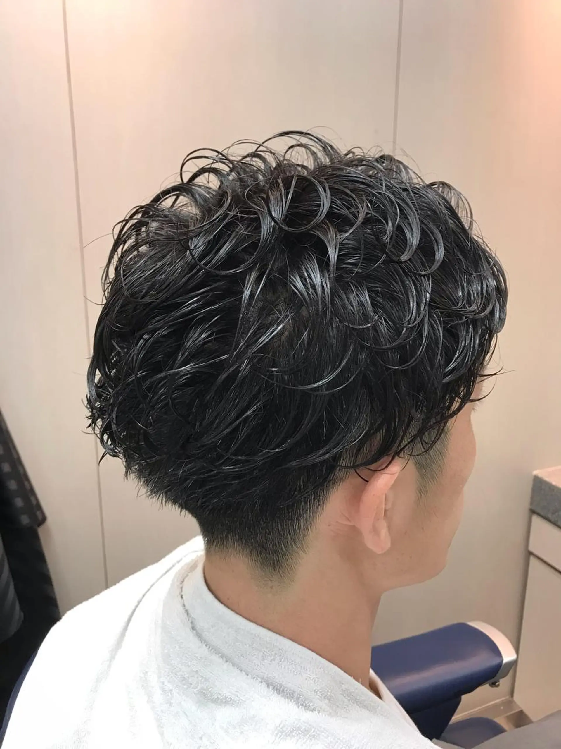パーマ メンズ LOCALCUTCLUB所属・パーマ職人👏 岡田佳樹のヘアスタイル