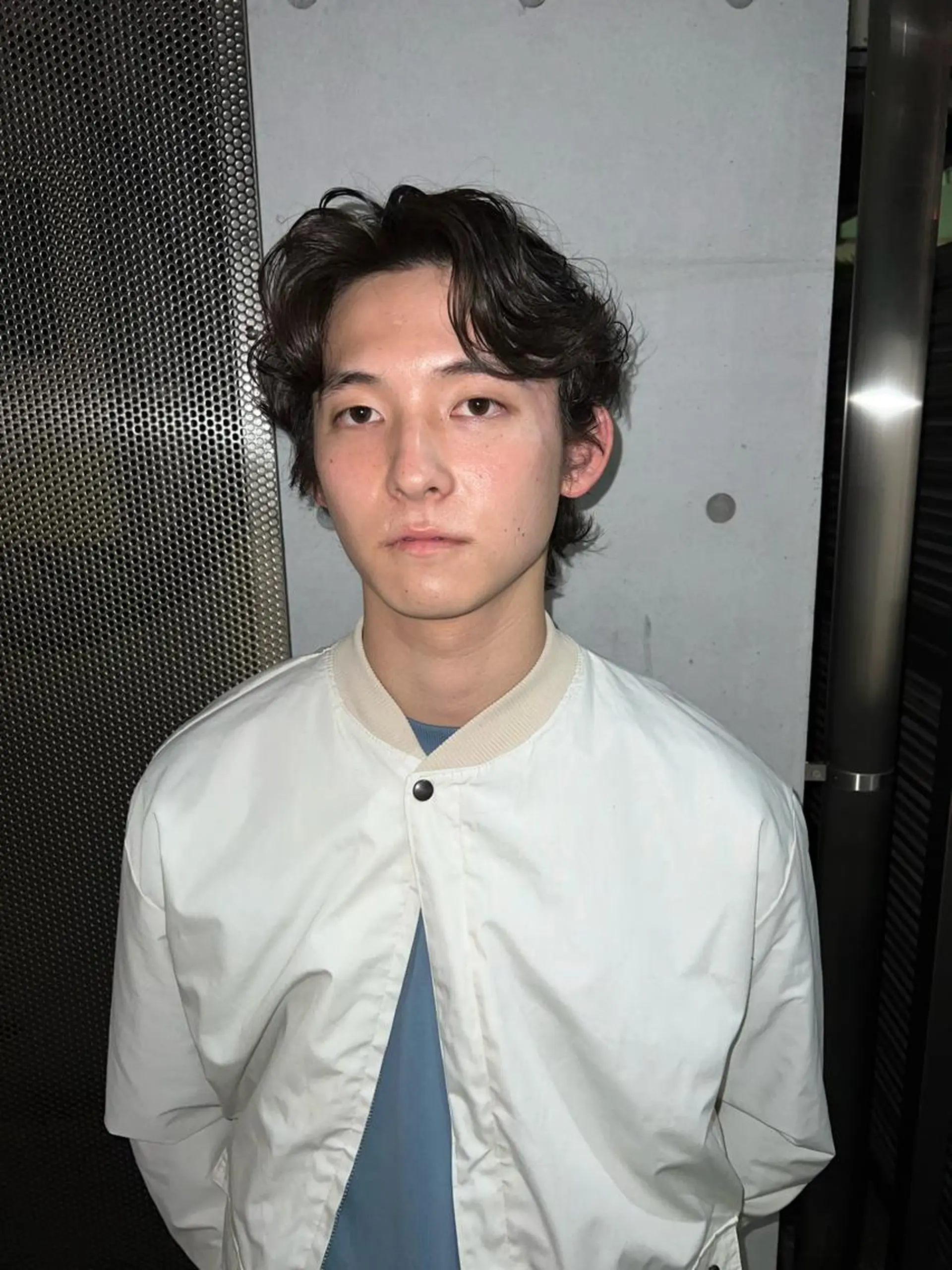 ミディアム パーマ メンズ カット パーマ メンズスタイリスト リュウジのヘアスタイル