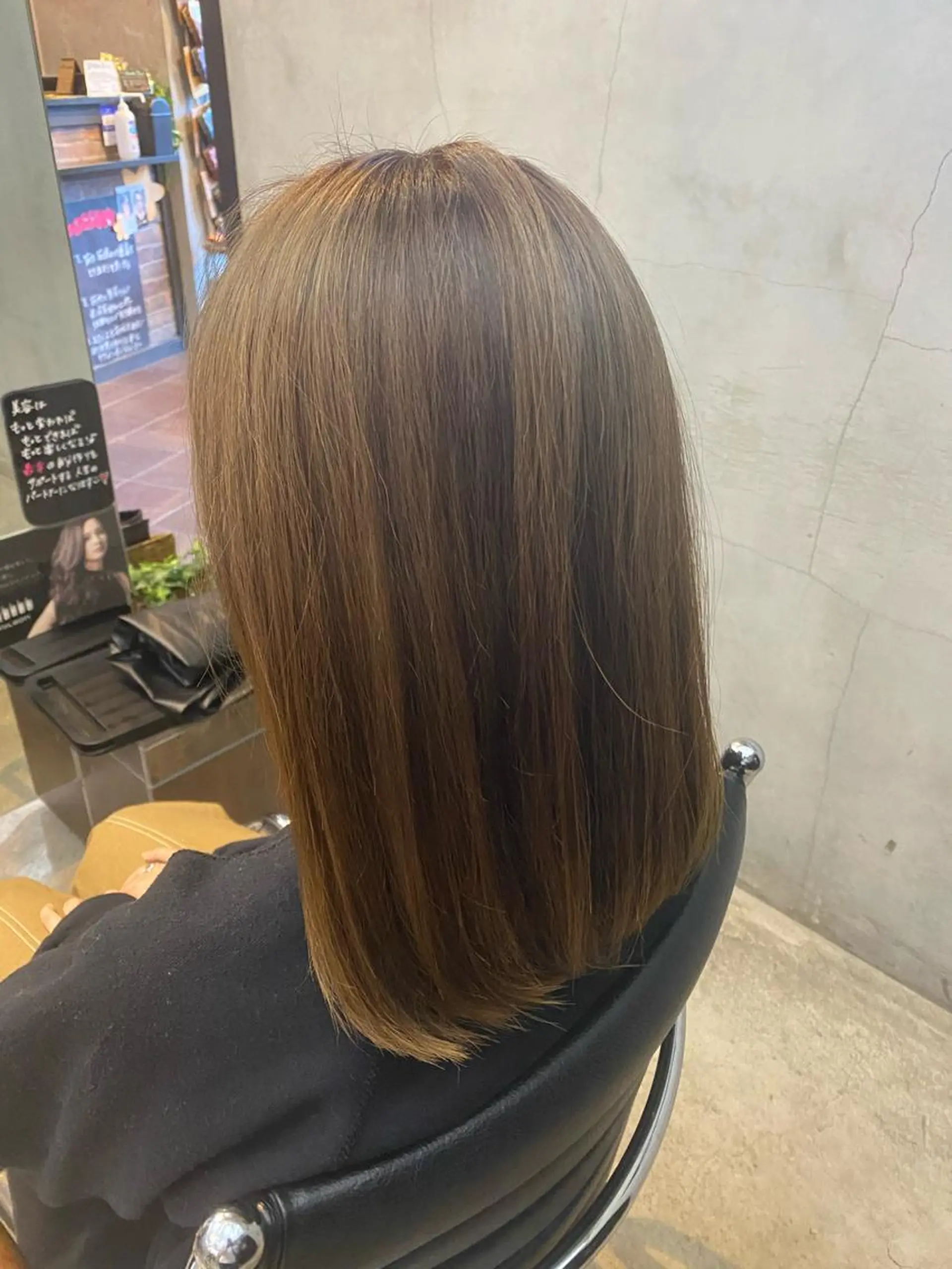 ミディアム カラー フォーリア(Foglia)所属・foglia 坪来　祥汰のヘアスタイル