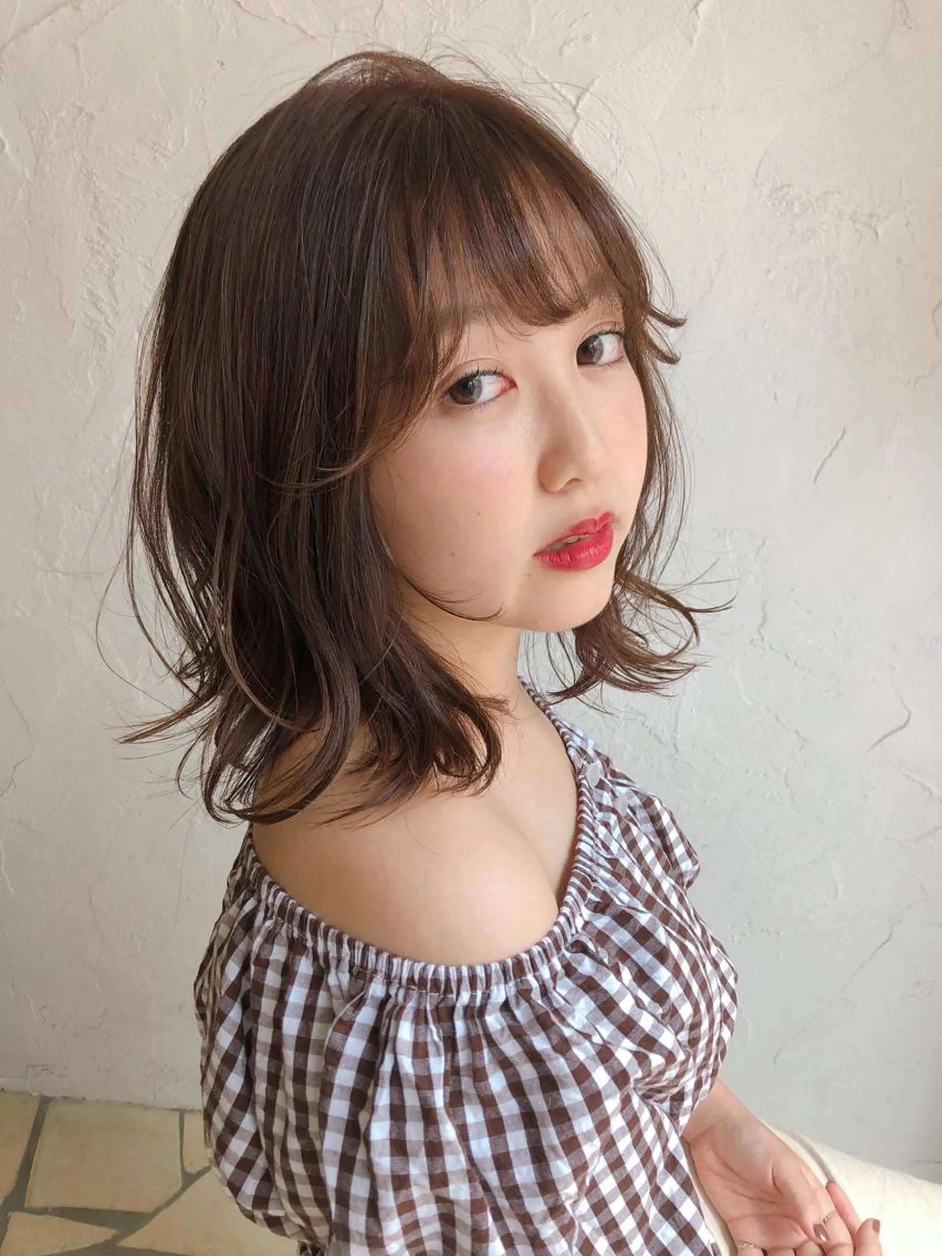 ミディアム カラー パーマ 天使の羽バング・フェザーバング tocca八王子 AYAKAのヘアスタイル