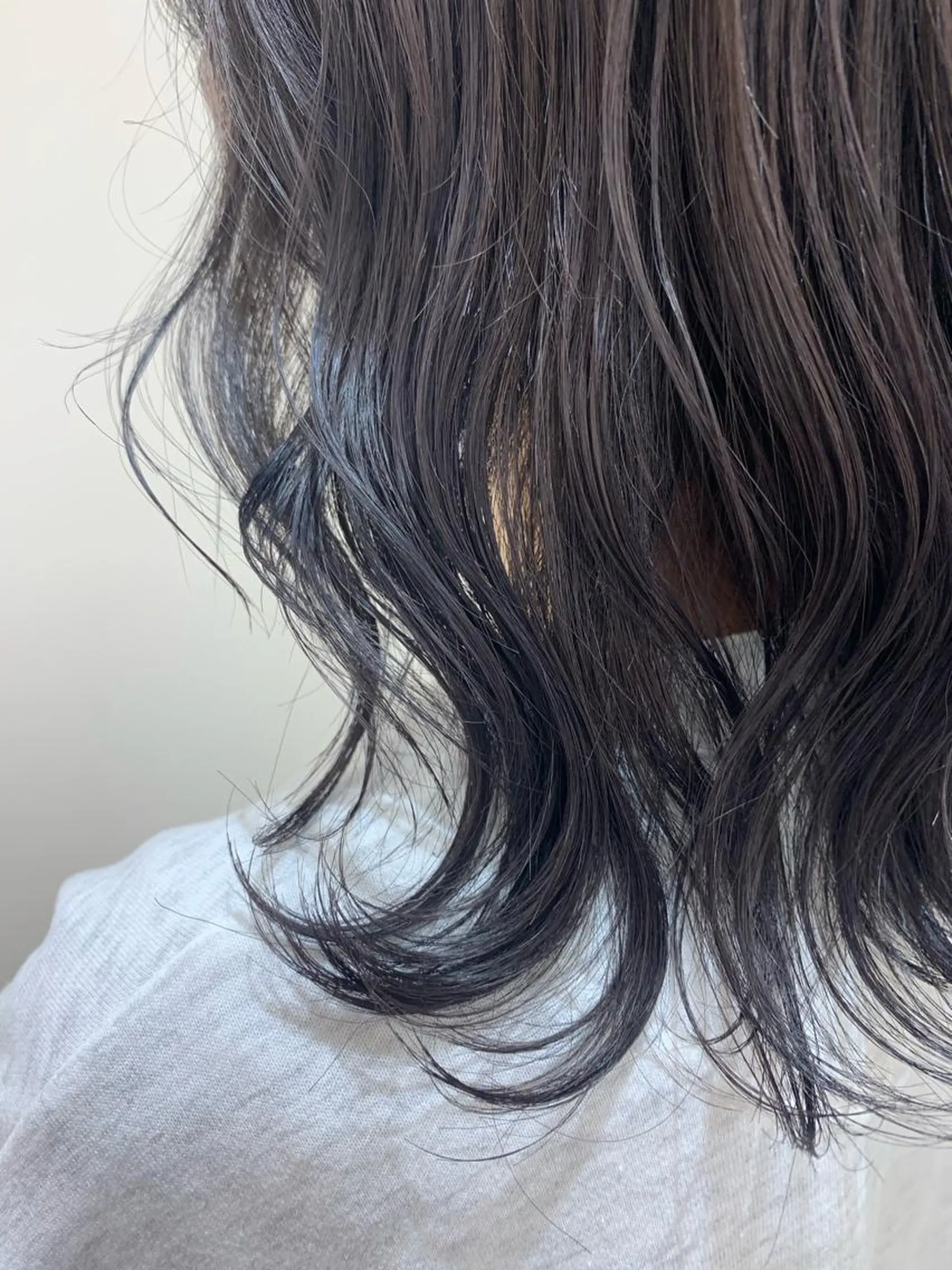 ミディアム カラー ネイビーカラー カット ヘアカラー トリートメント 🌹似合わせカラー/ 酸性縮毛🌹野本麗奈のヘアスタイル