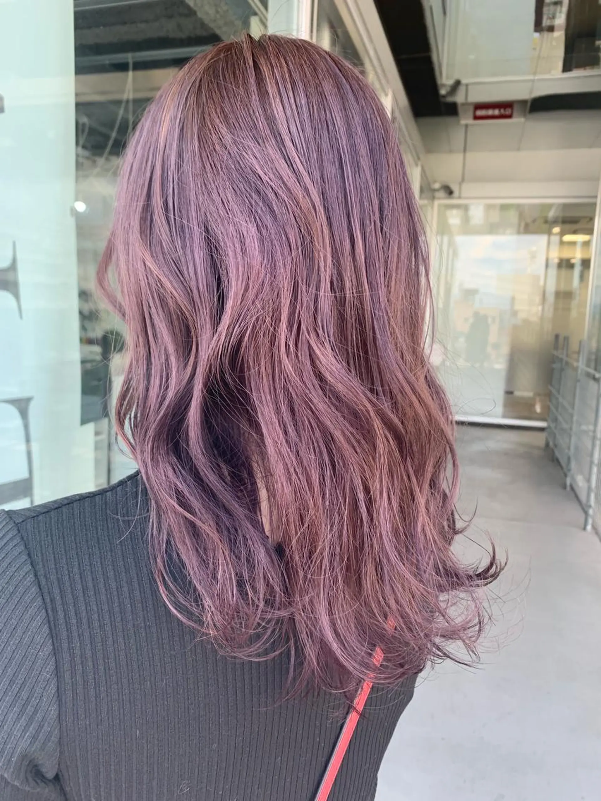 セミロング カラー ラベンダーカラー ラベンダーピンク ピンクカラー RINKA 琳茄のヘアスタイル