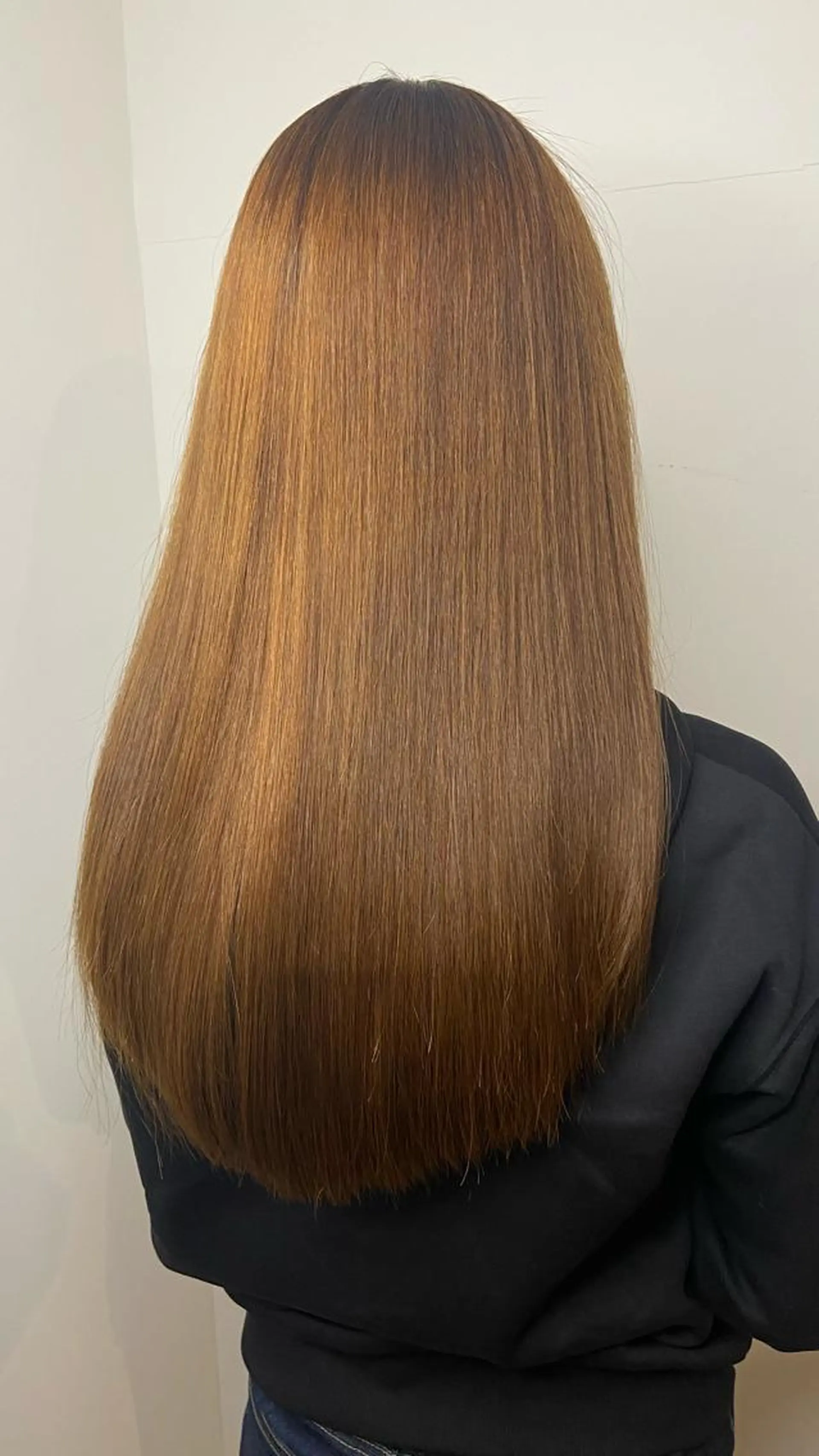 ロング ayumi🦖/ ブリーチカラーのヘアスタイル